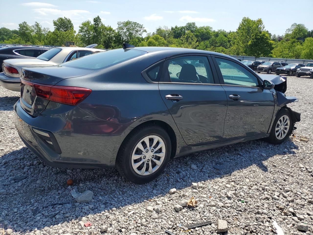2021 Kia Forte Fe - Фото 3