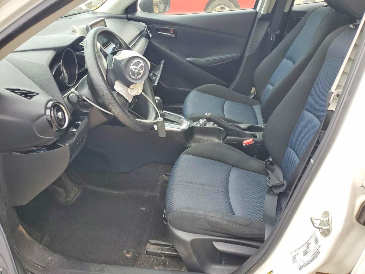 2018 Toyota Yaris Ia Base - Фото 7