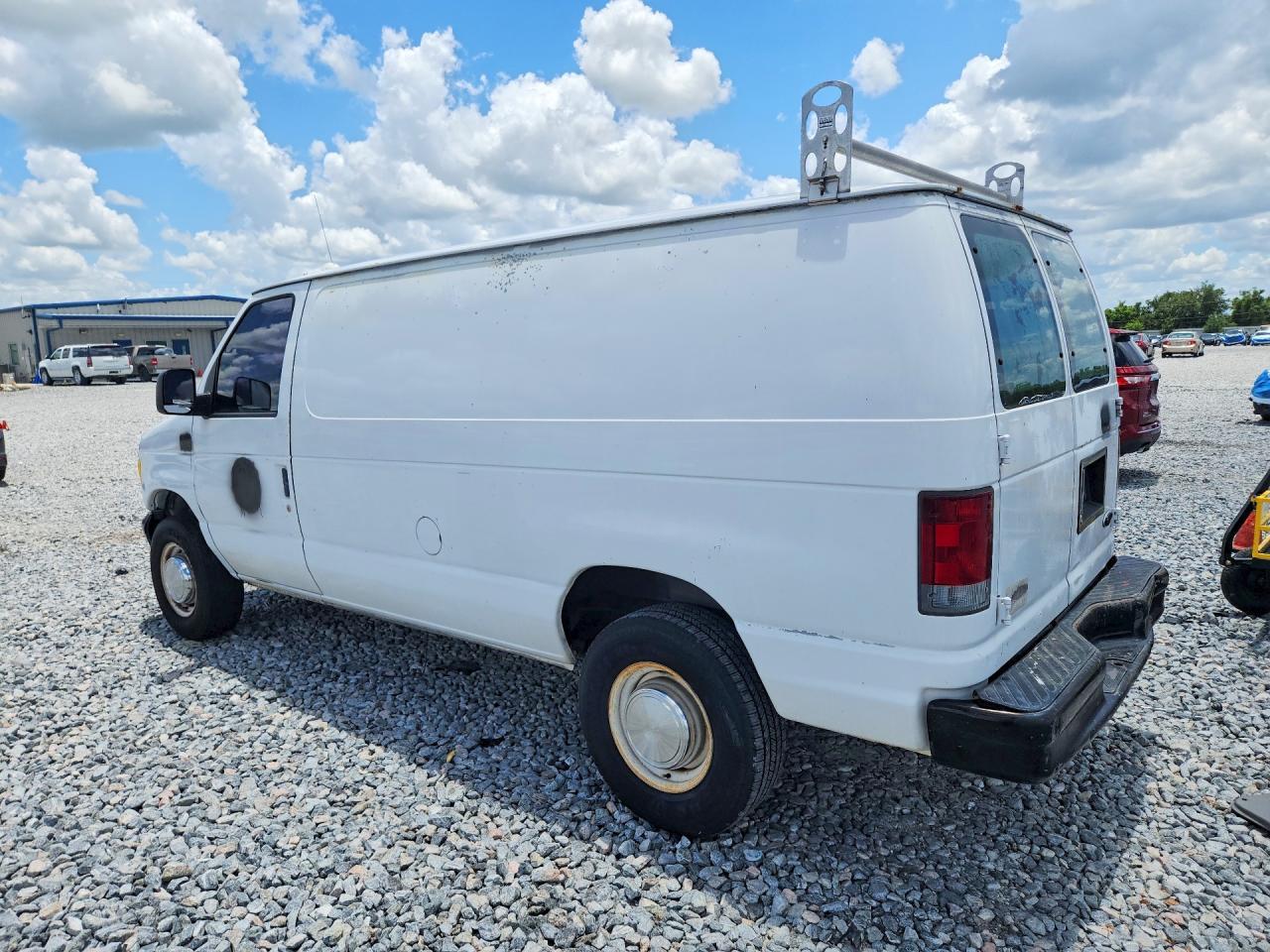 2005 Ford E-250 - Фото 2