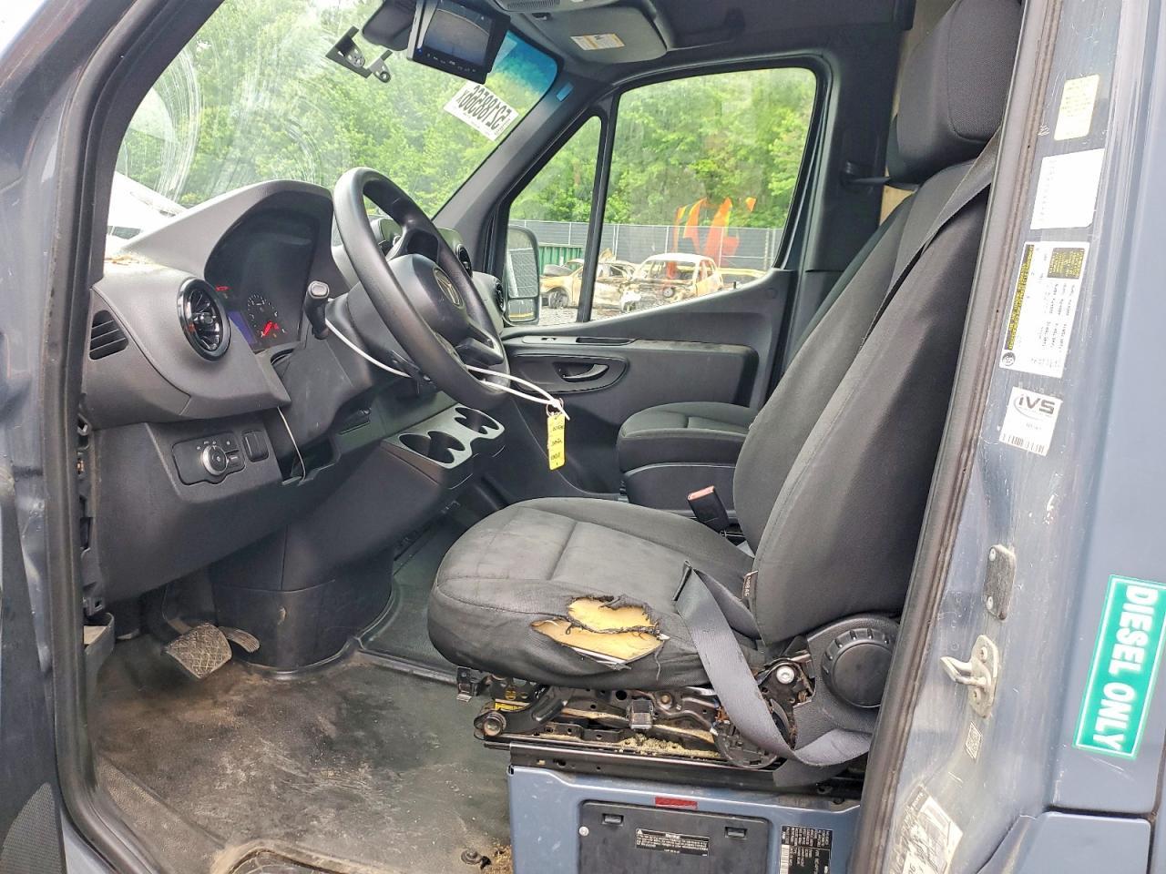 2019 Mercedes Benz Sprinter 2500/3500 Delivery Van - Image 7