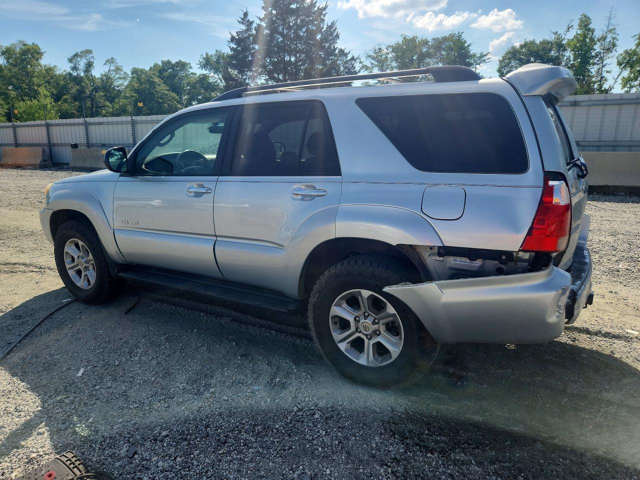 2006 Toyota 4Runner Sr5 - Image 2