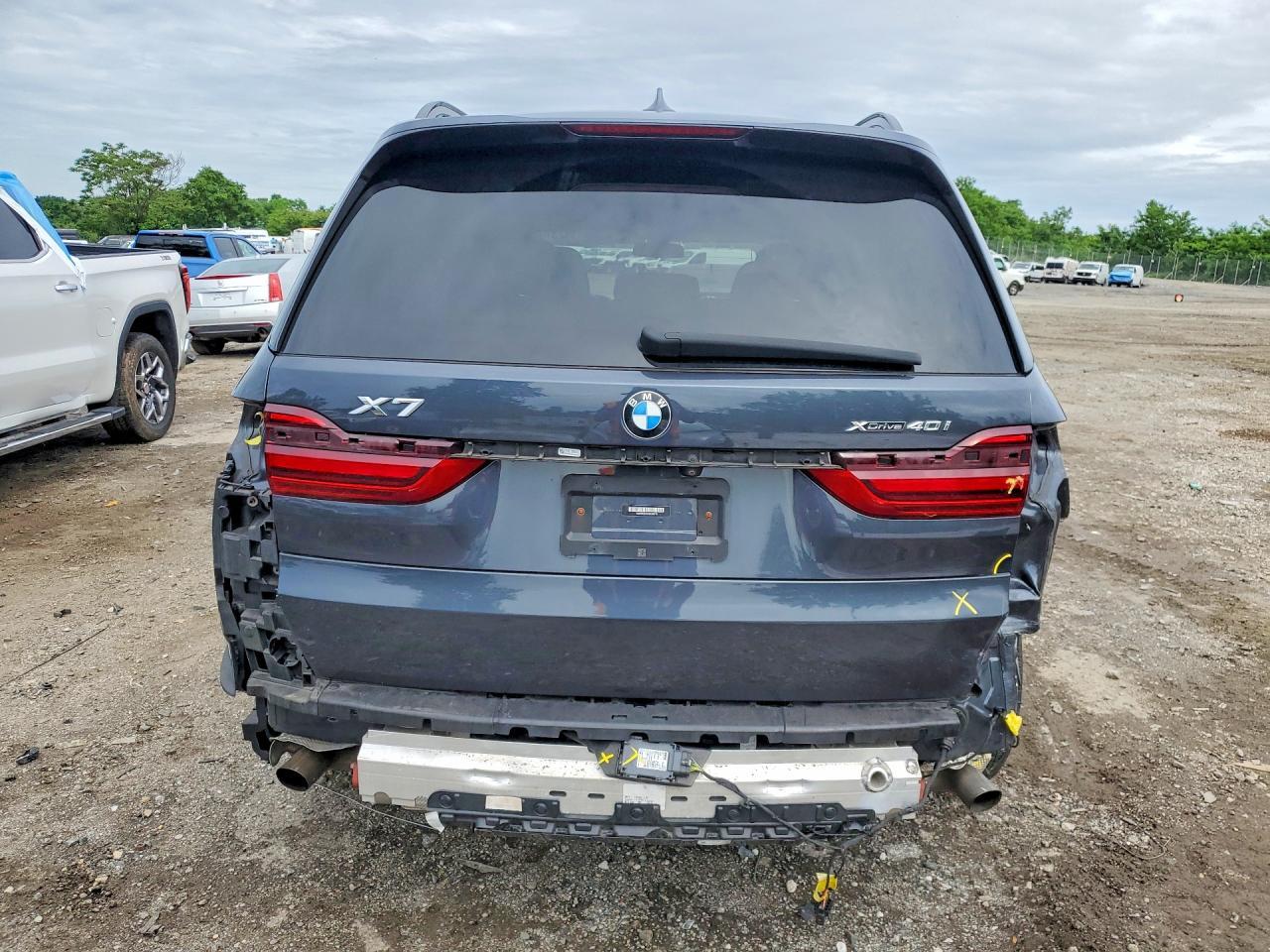 2022 BMW X7 xDrive40I - Image 6