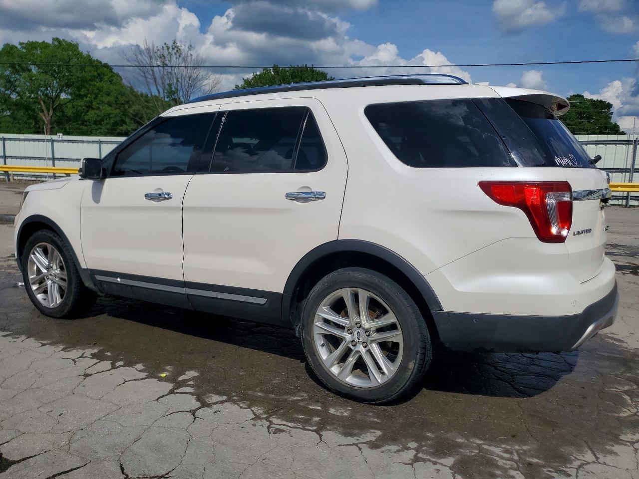 2017 Ford Explorer Limited - Фото 2