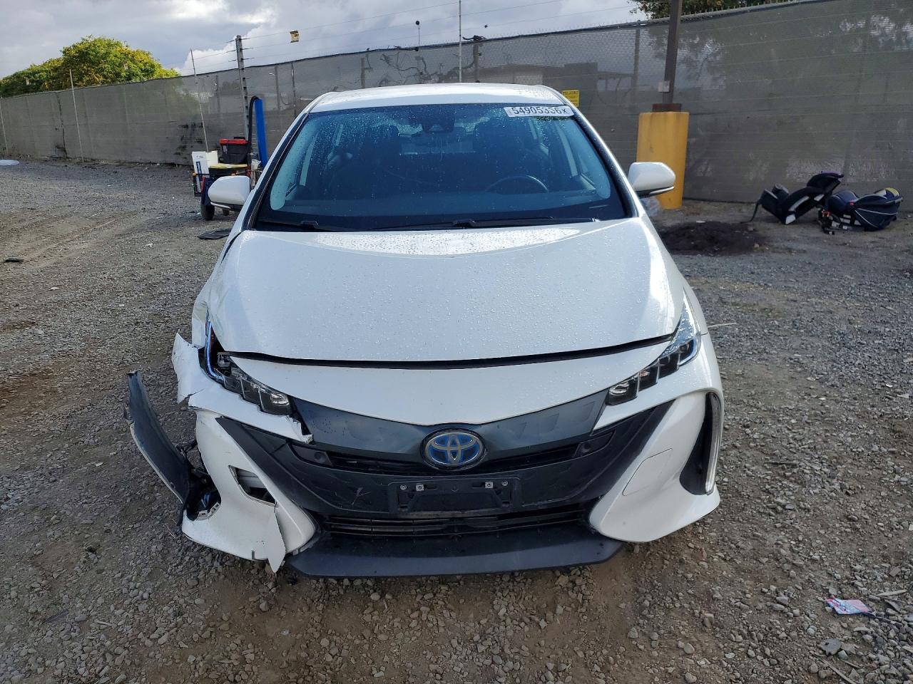 2020 Toyota Prius Prime Le - Фото 5
