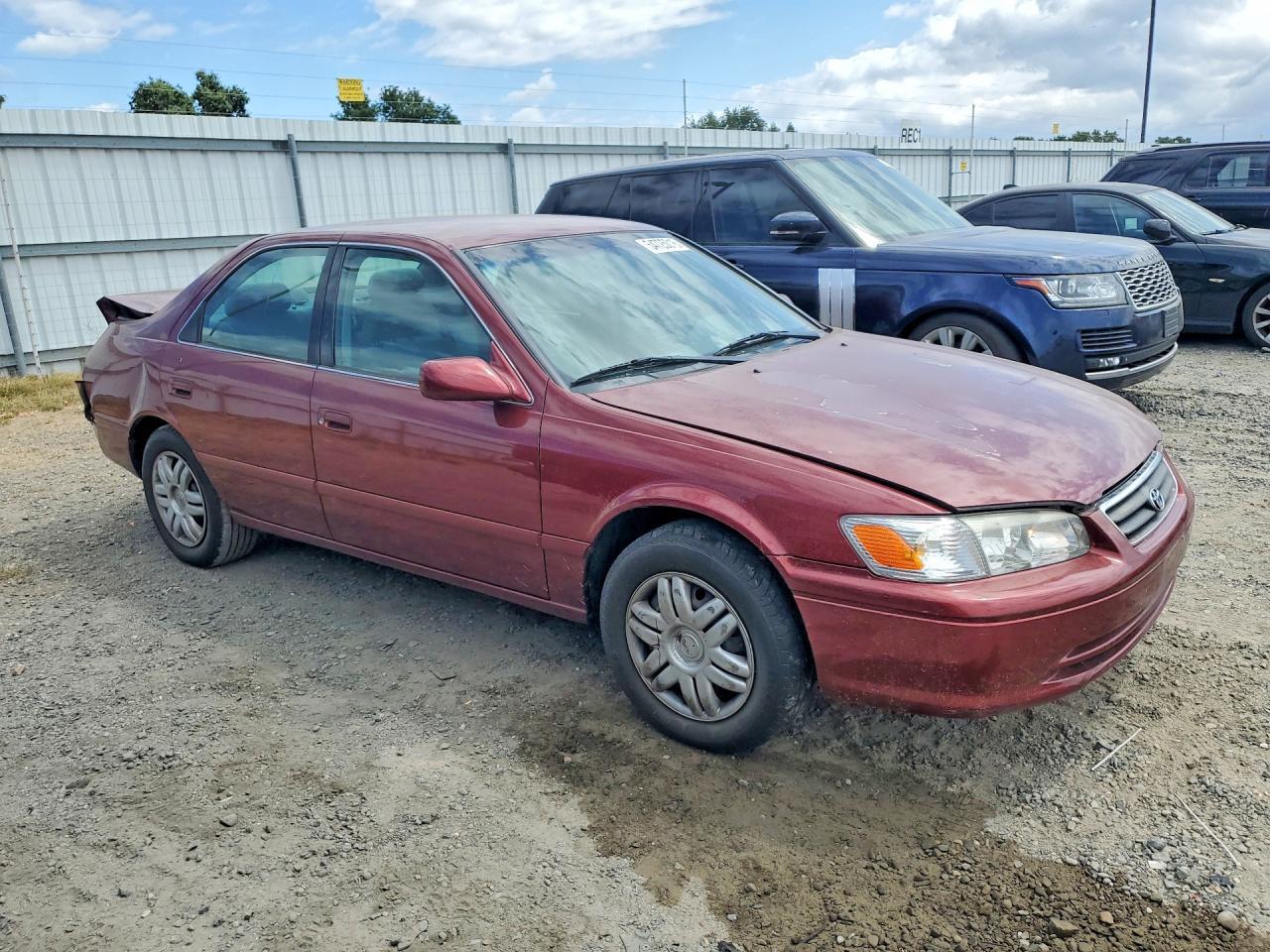 2001 Toyota Camry Le - Фото 4
