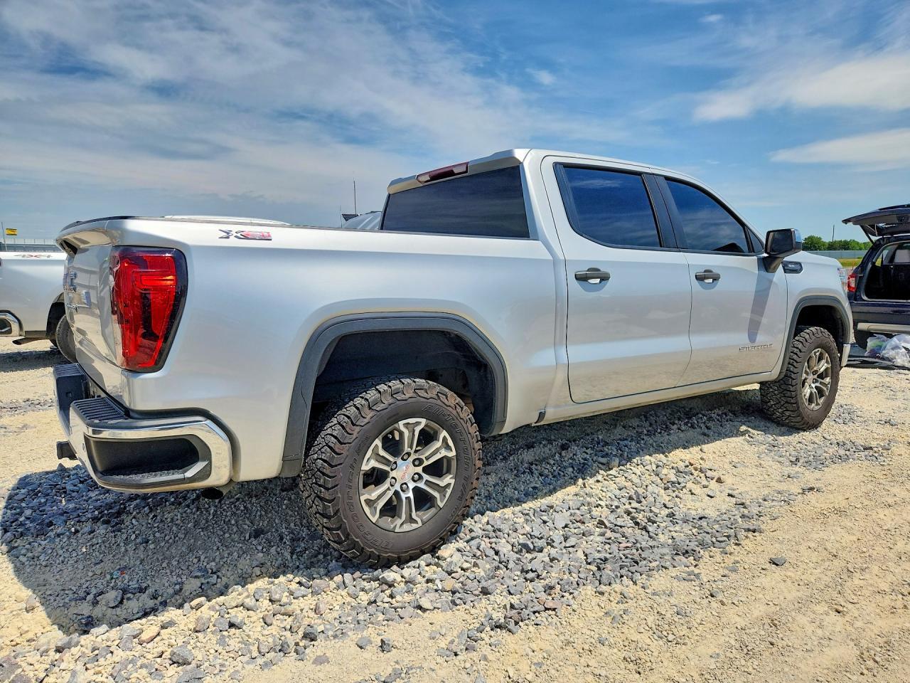 2020 GMC Sierra K1500 - Фото 3