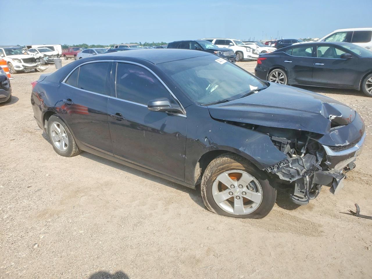 2015 Chevrolet Malibu 1Lt - Image 4