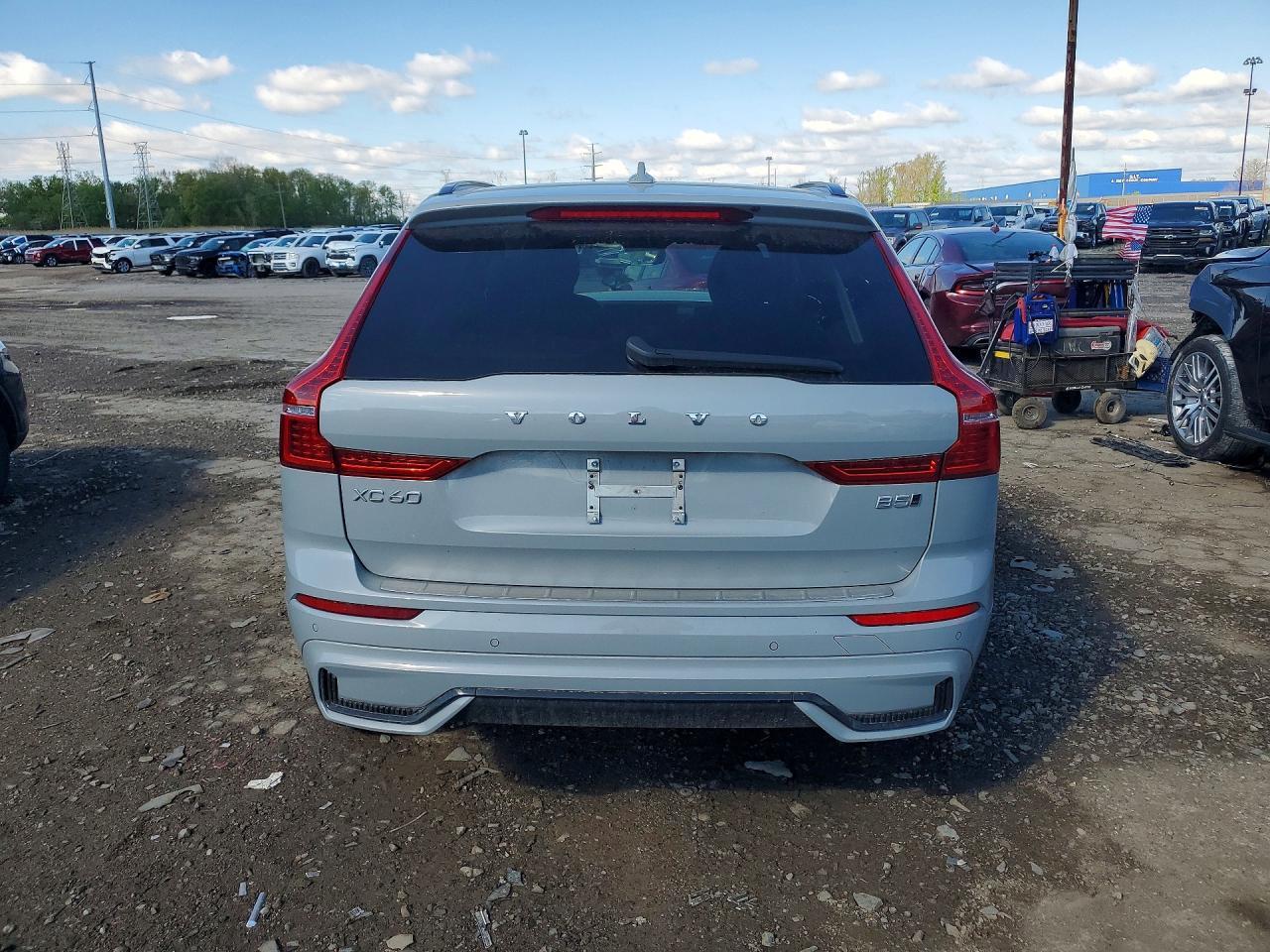 2024 Volvo Xc60 Plus - Image 6