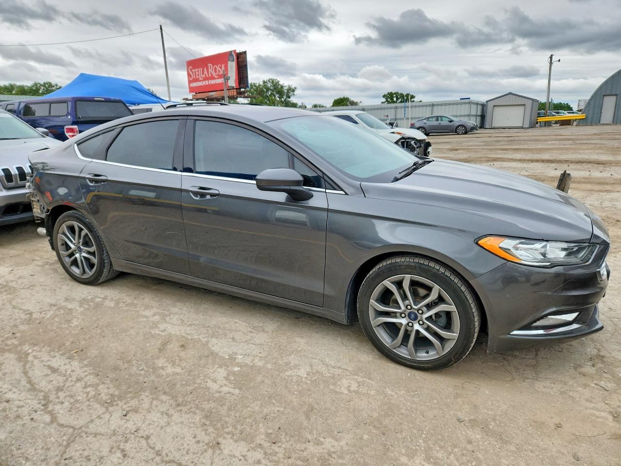 2017 Ford Fusion Se - Image 4