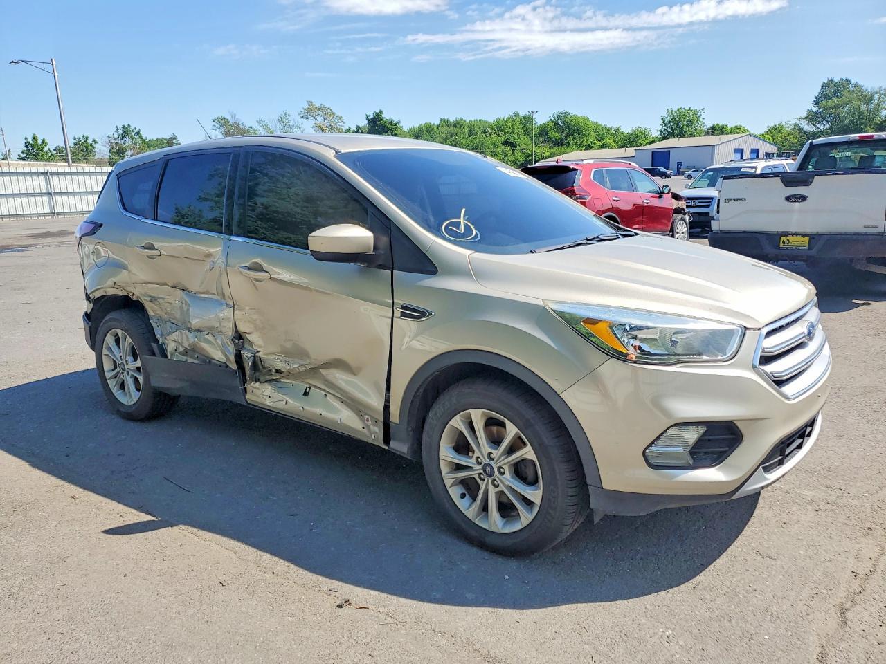 2017 Ford Escape - Фото 4