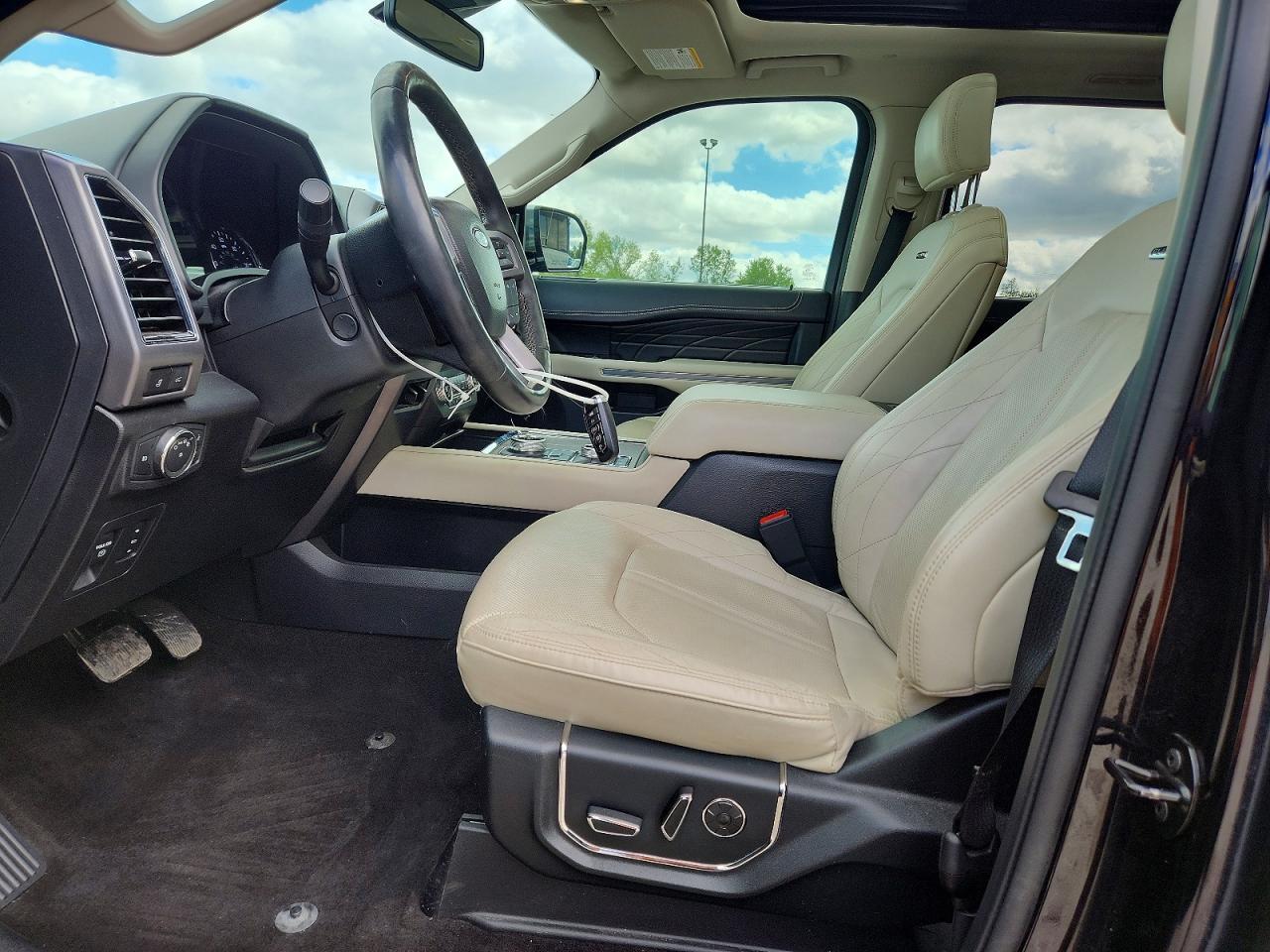 2020 Ford Expedition Max Platinum - Image 7