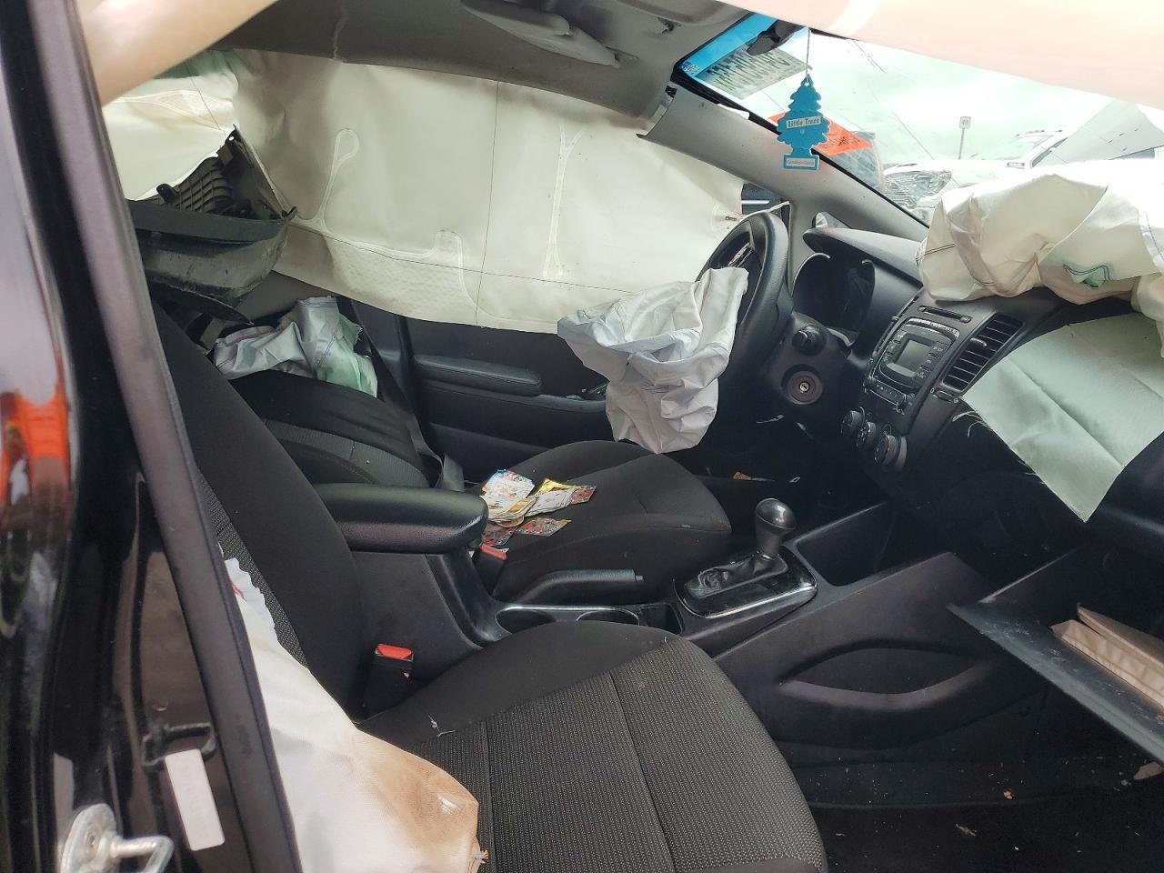 2018 Kia Forte Lx - Image 7