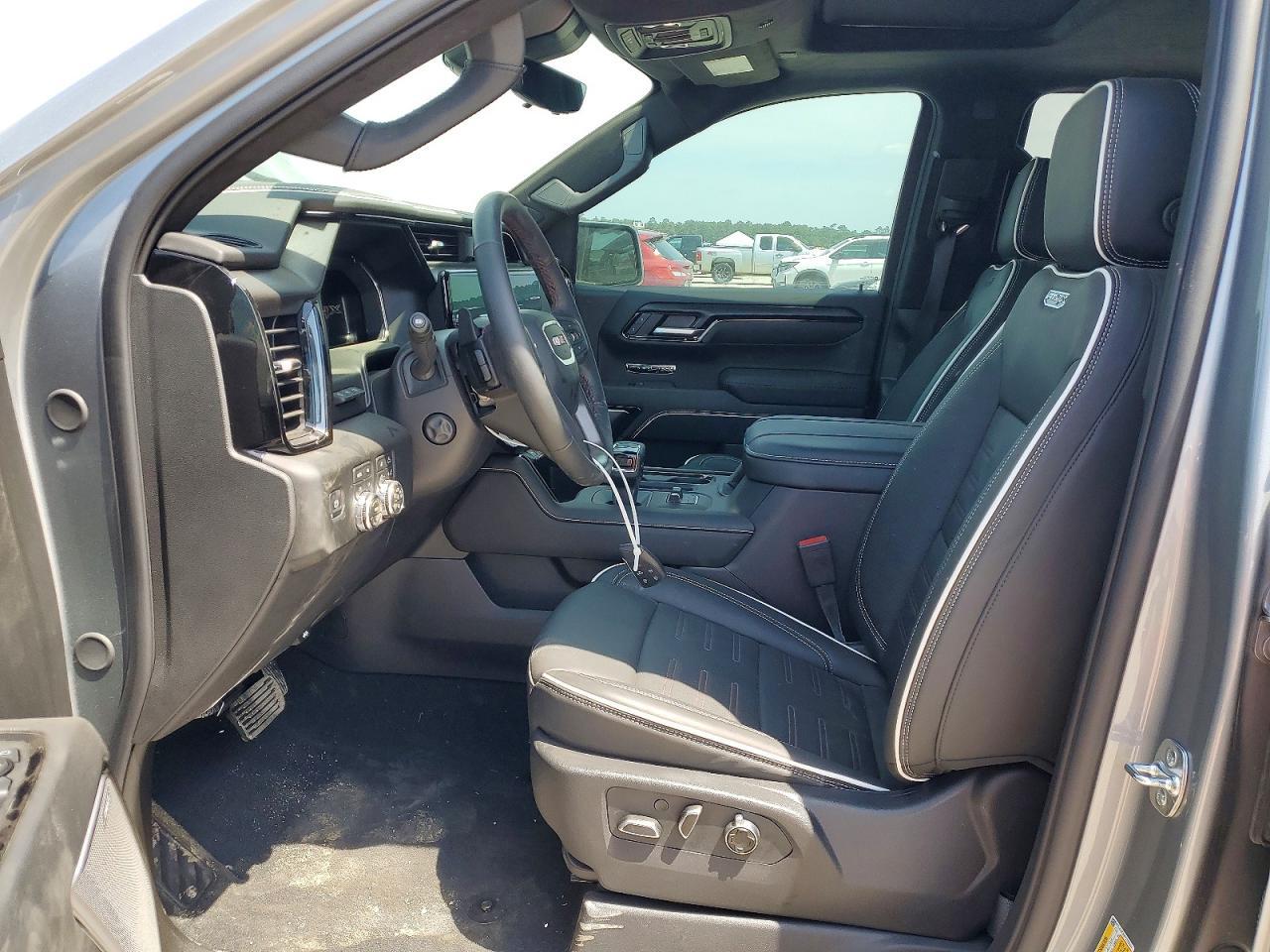 2026 GMC Sierra K1500 At4X - Фото 7