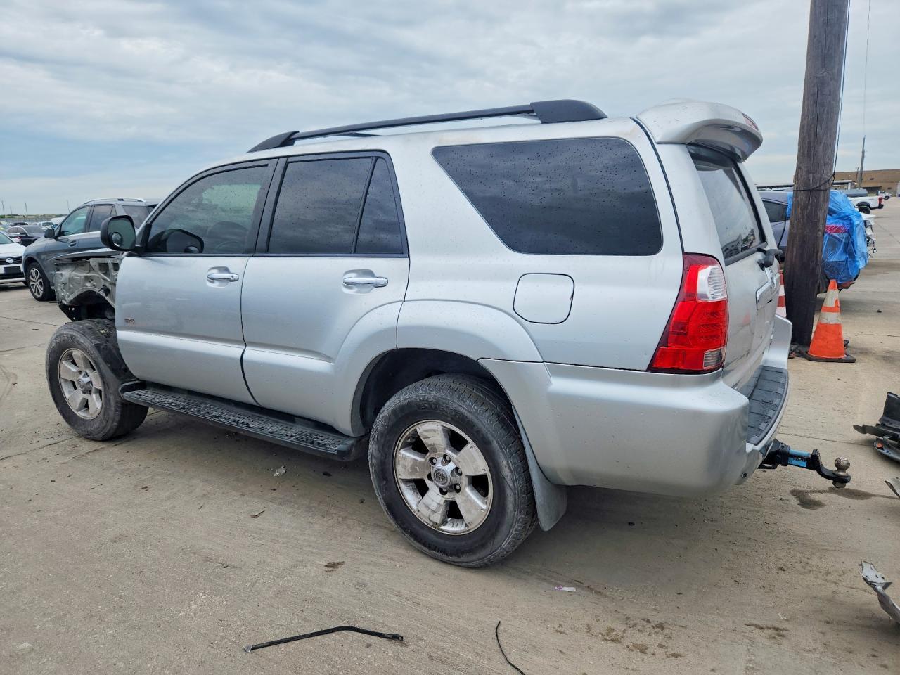 2008 Toyota 4Runner Sr5 - Image 2