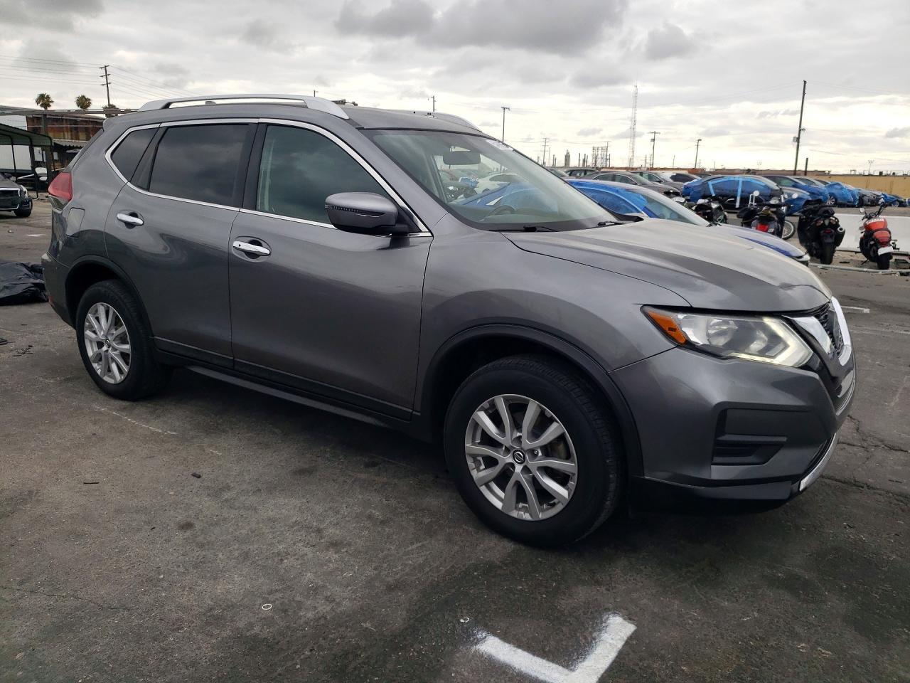 2018 Nissan Rogue Sv - Image 4