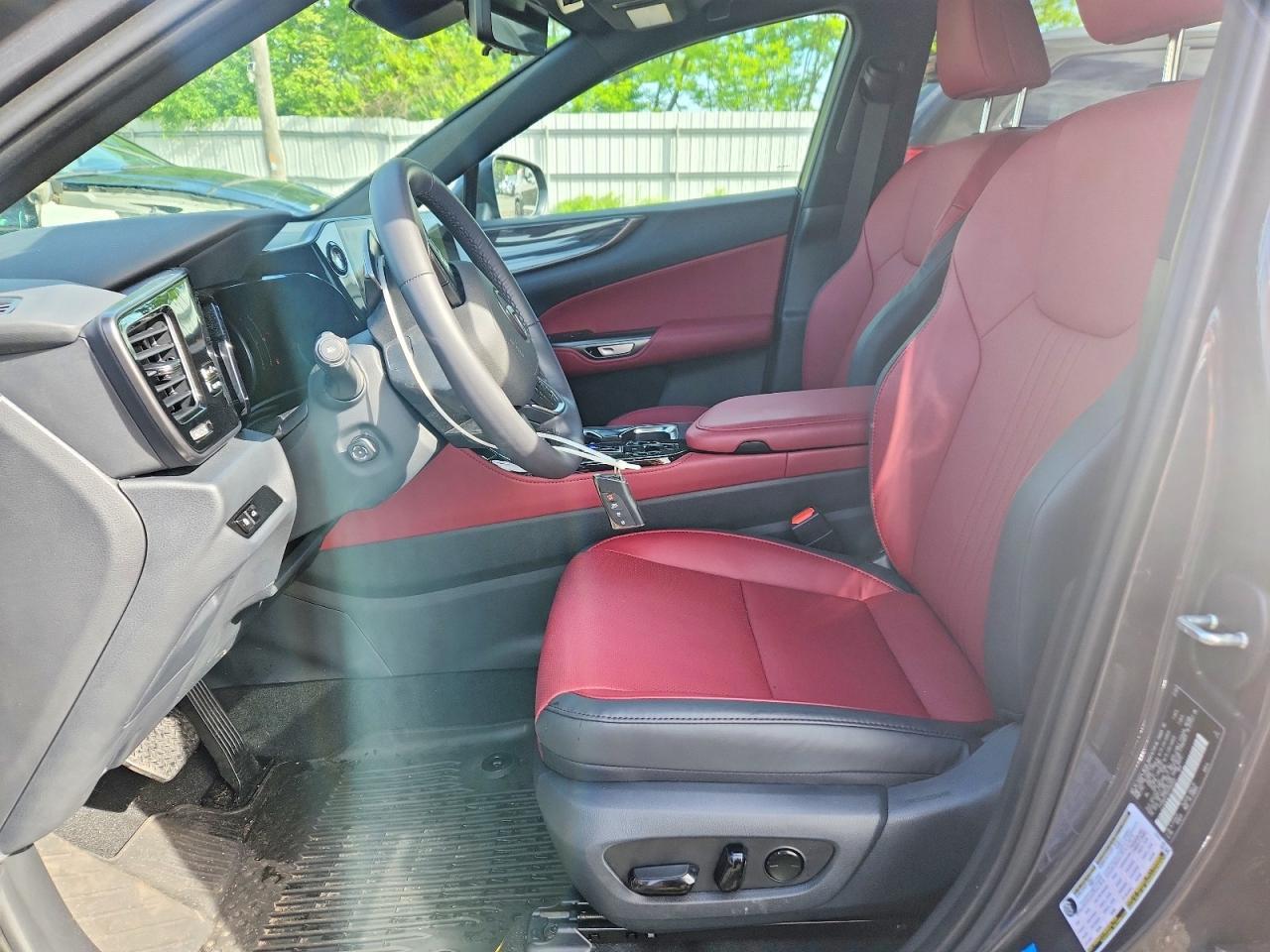 2025 Lexus Nx 350 Premium - Фото 7