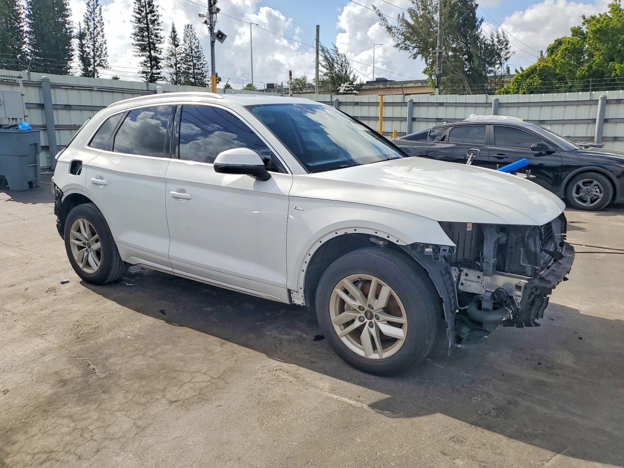 2022 Audi Q5 Premium 45 - Image 4