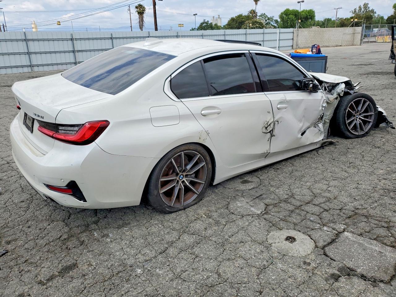 2020 BMW 330I - Image 3