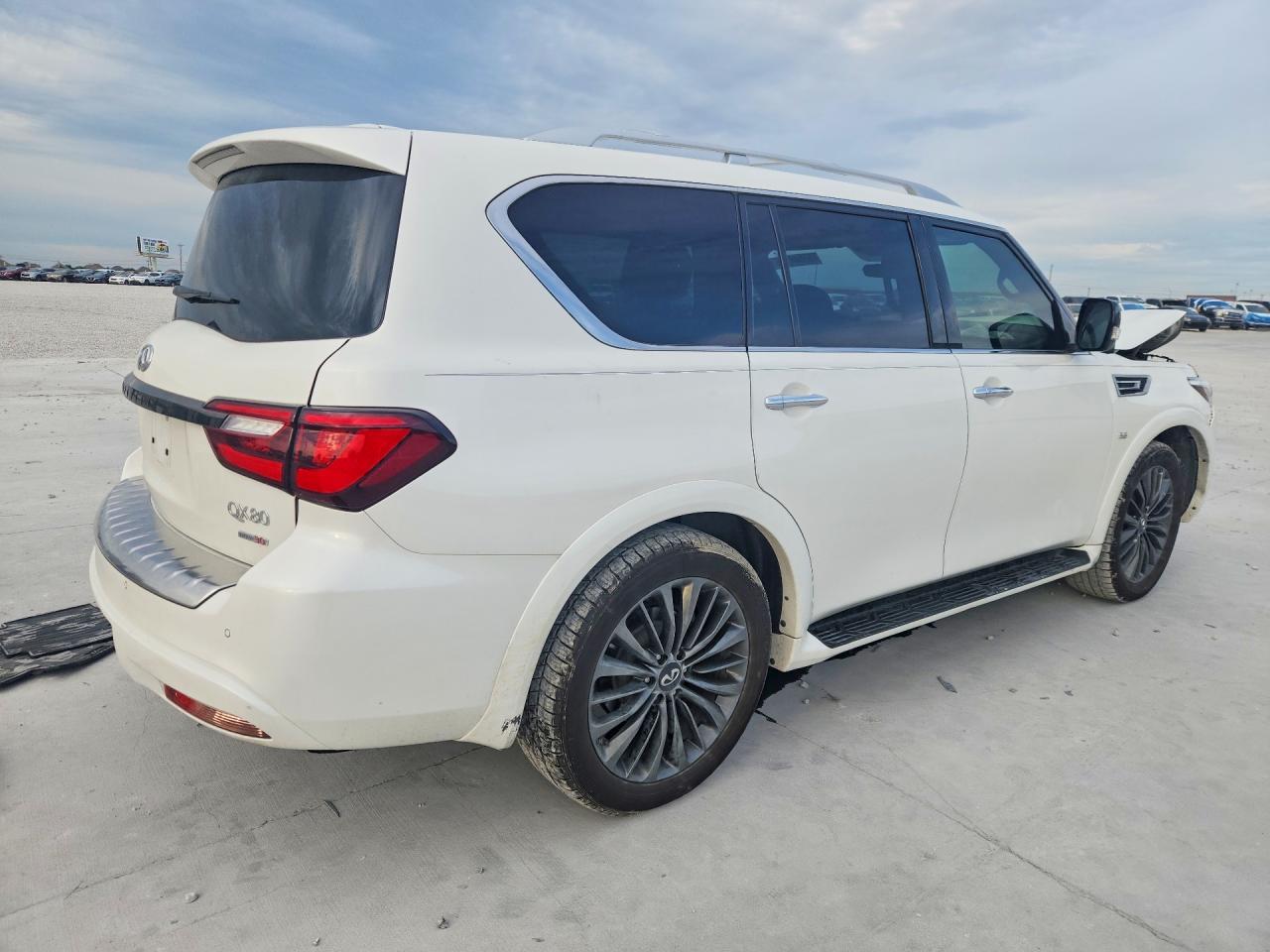 2020 Infiniti Qx80 Luxe - Image 3