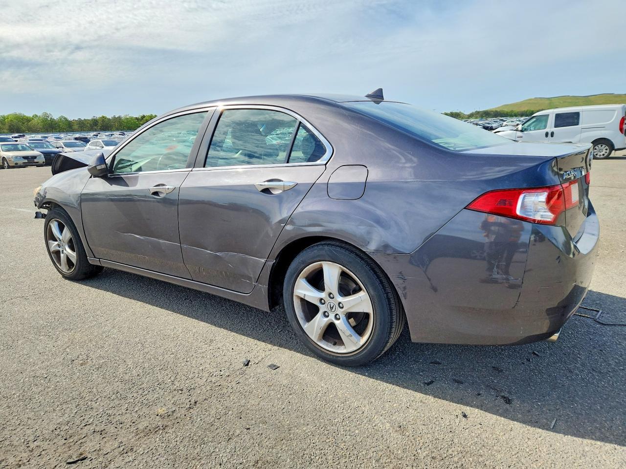2010 Acura Tsx - Image 2
