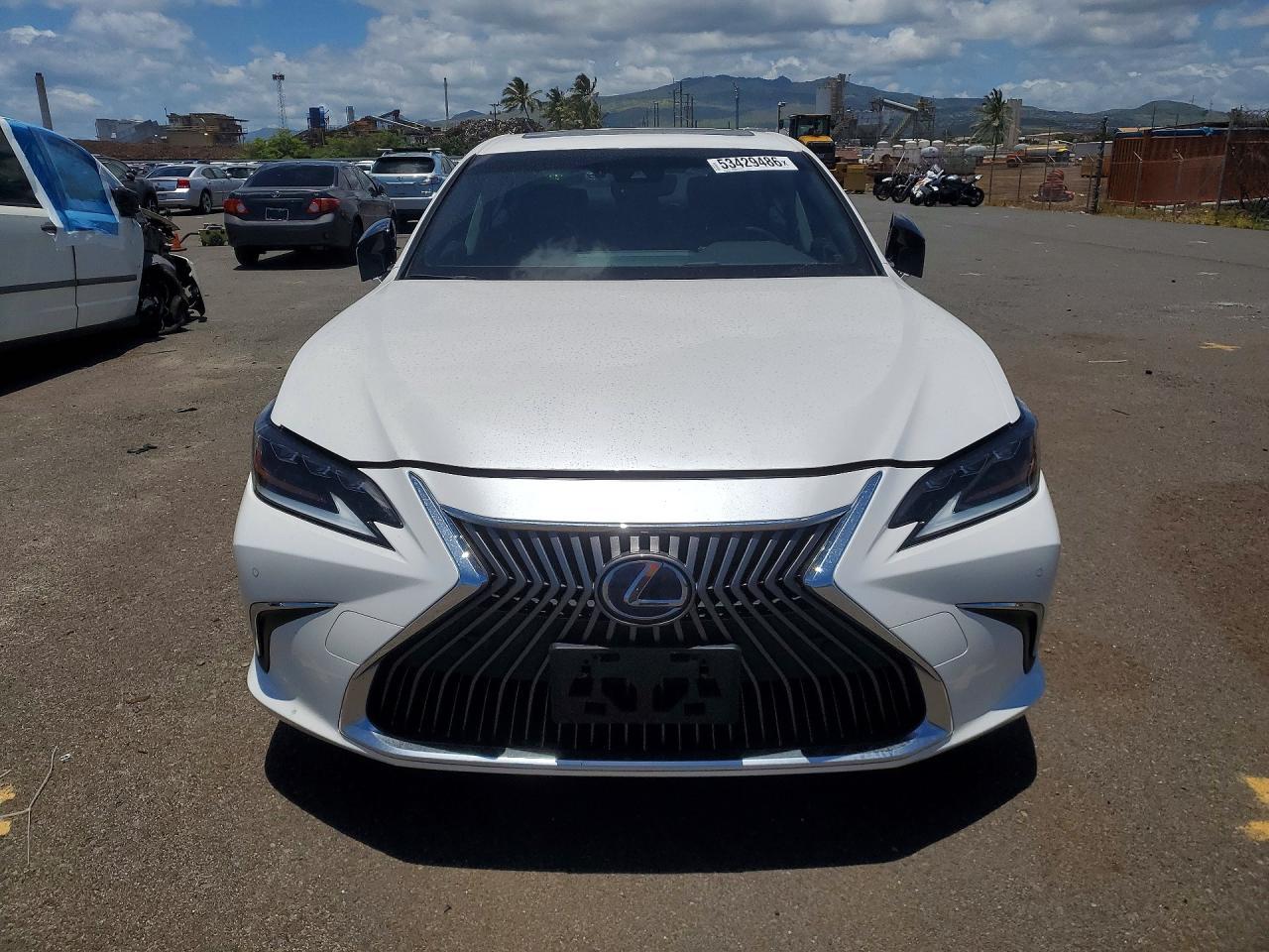 2019 Lexus Es 300H - Фото 5