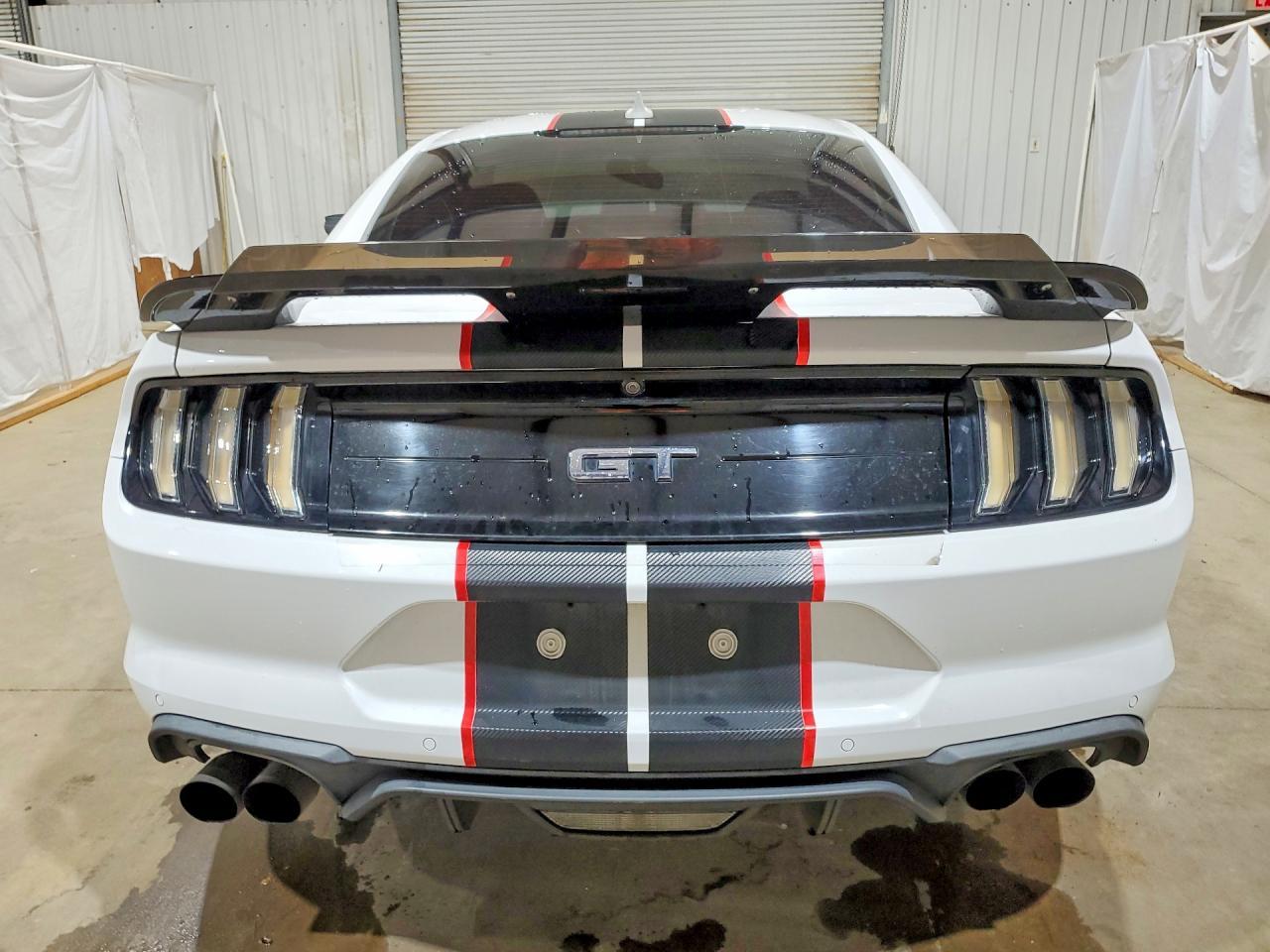 2020 Ford Mustang Gt - Фото 6