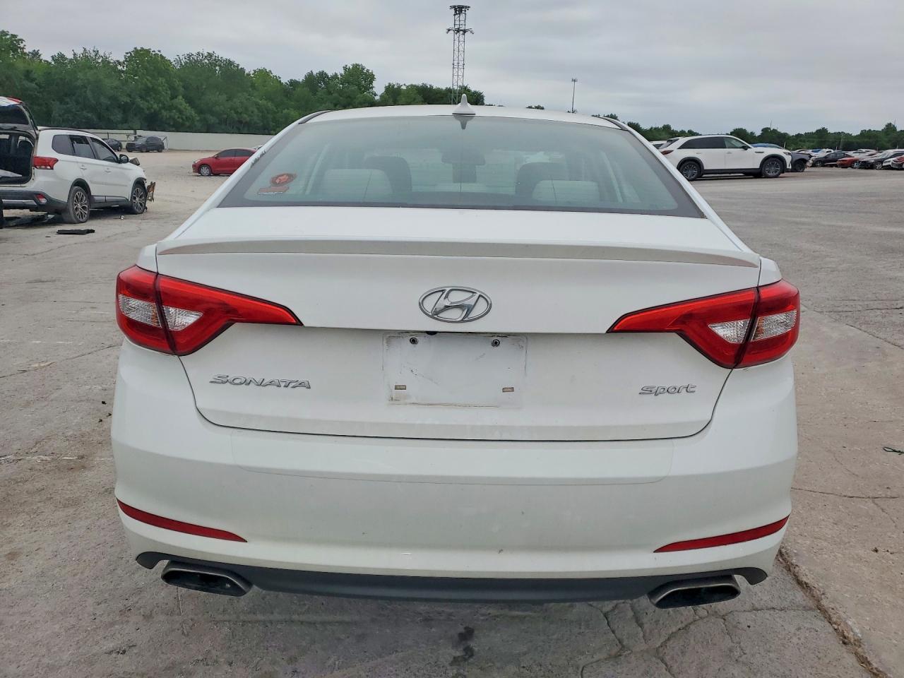 2017 Hyundai Sonata Sport - Image 6