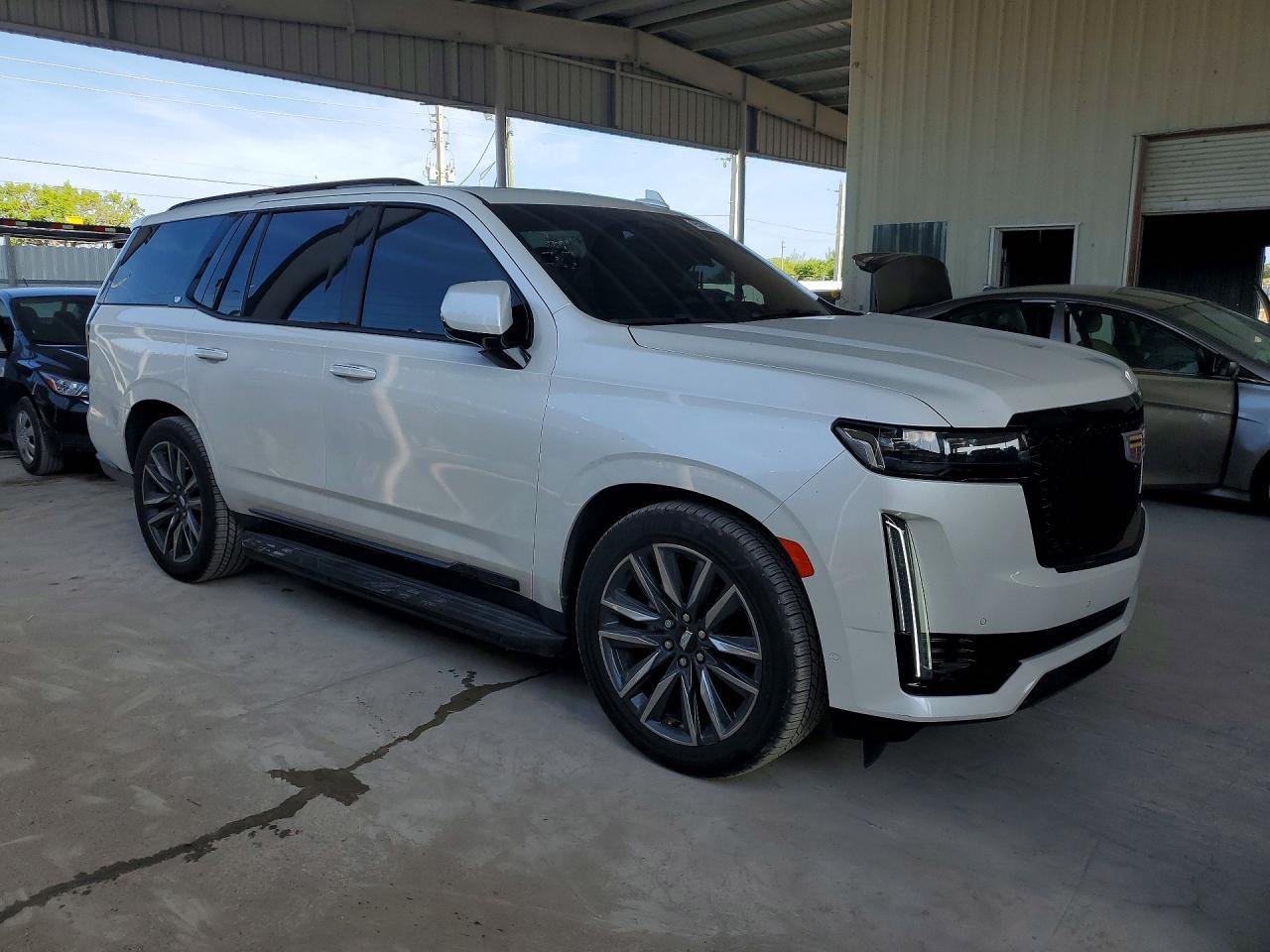 2022 Cadillac Escalade Sport - Фото 4