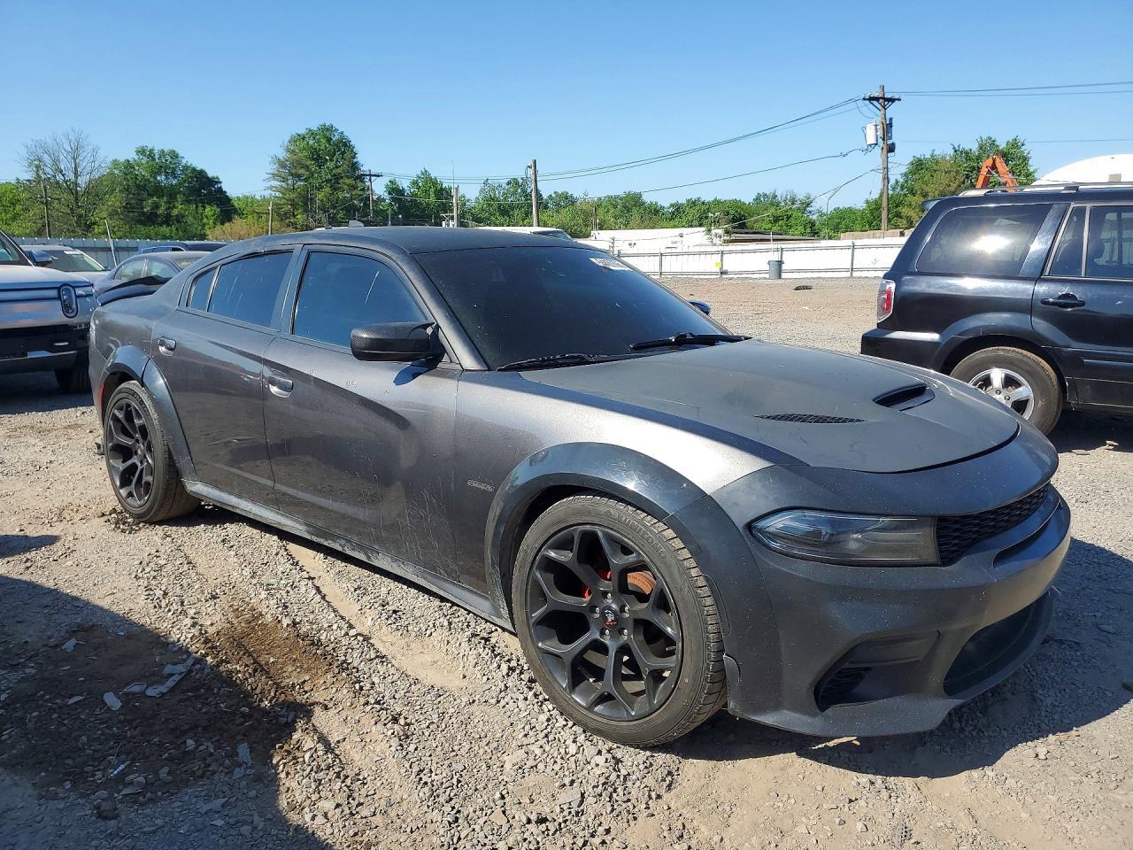 2016 Dodge Charger R - Image 4