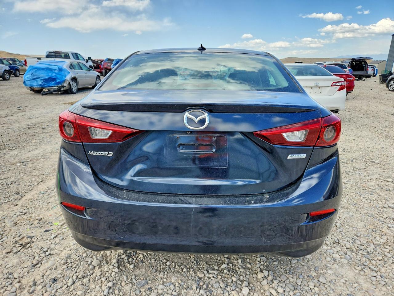 2015 Mazda 3 Grand Touring - Image 6
