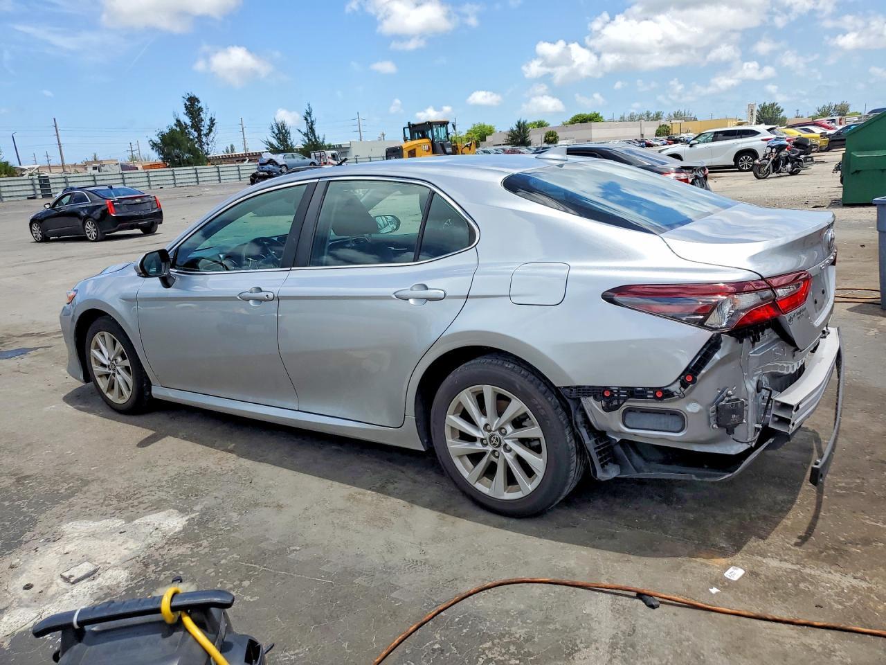2024 Toyota Camry Le - Image 2