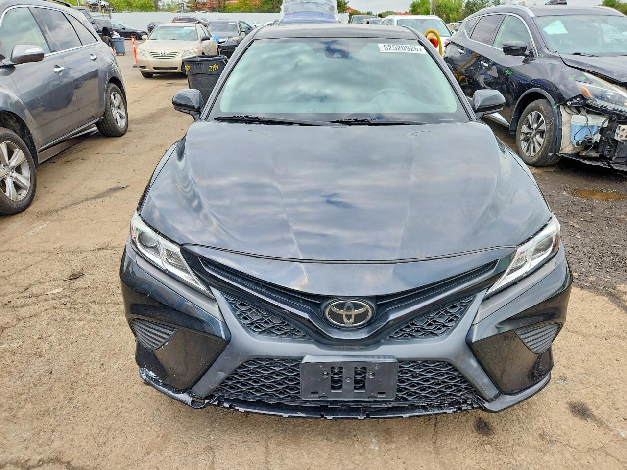 2019 Toyota Camry Se - Фото 5