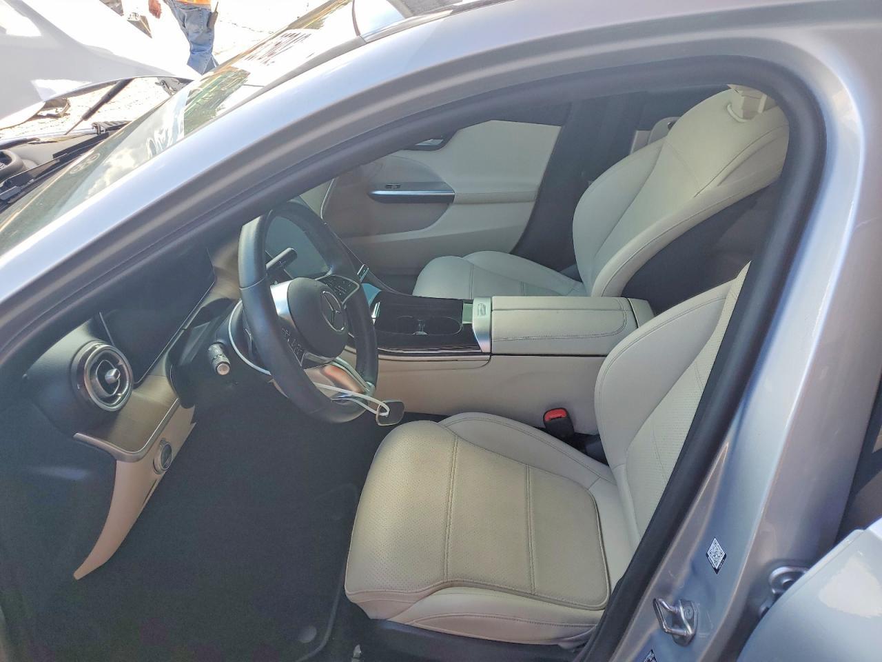 2023 Mercedes-Benz C 300 4Matic - Image 7