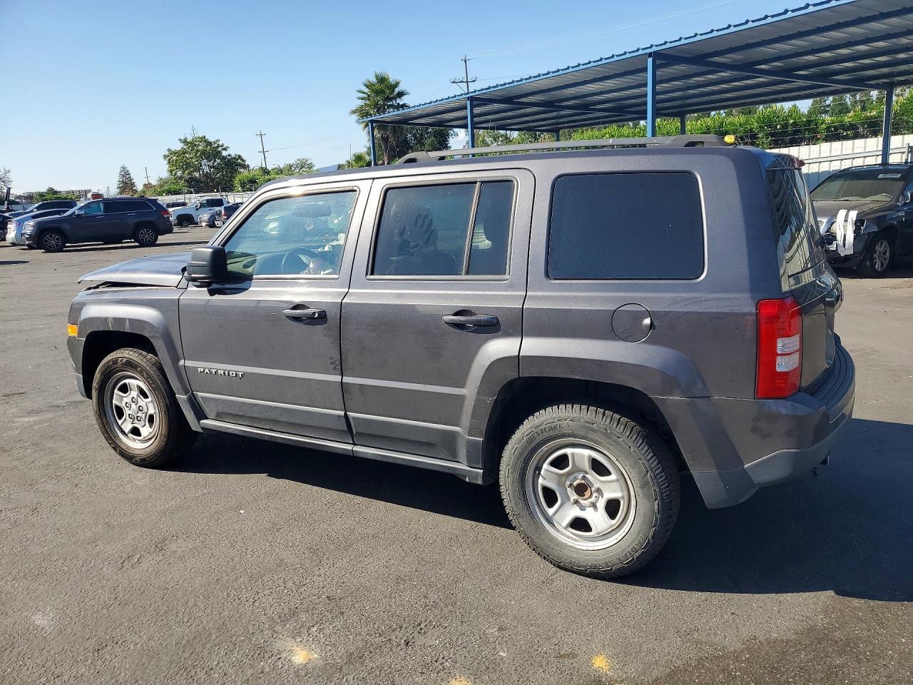 2016 Jeep Patriot Sport - Фото 2