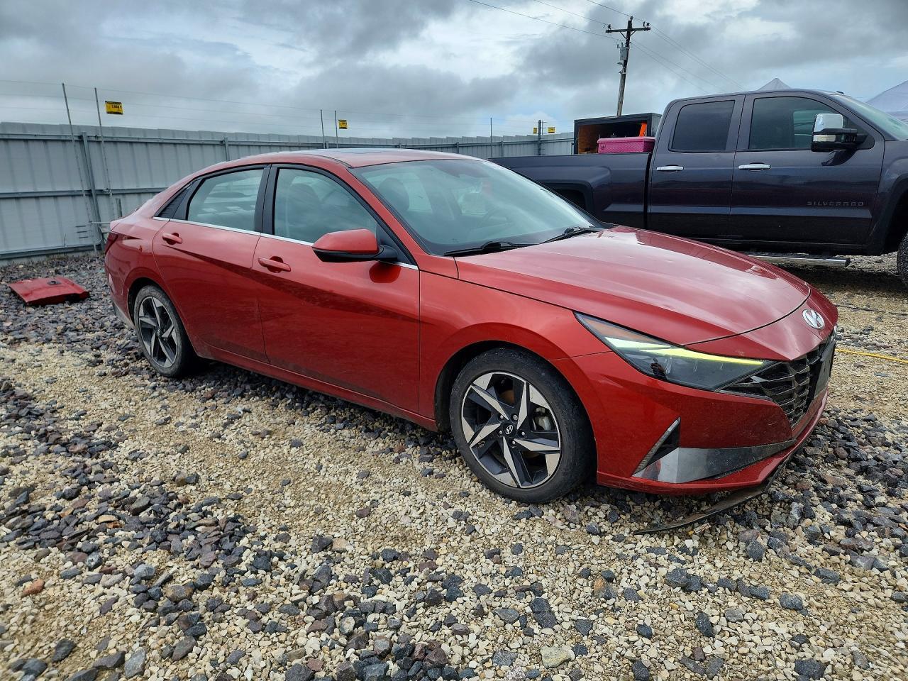 2021 Hyundai Elantra Limited - Фото 4