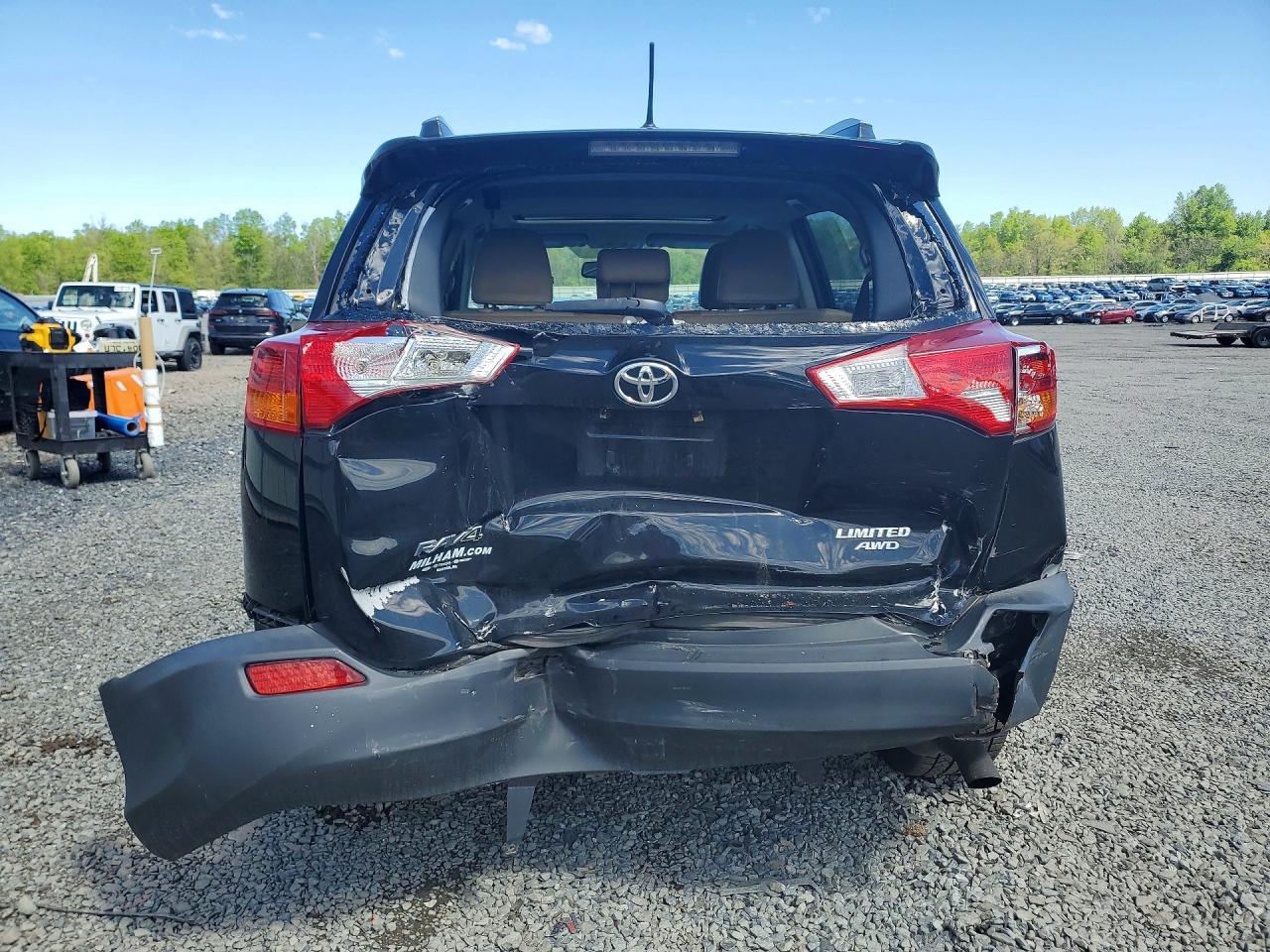 2015 Toyota Rav4 Limited - Image 6