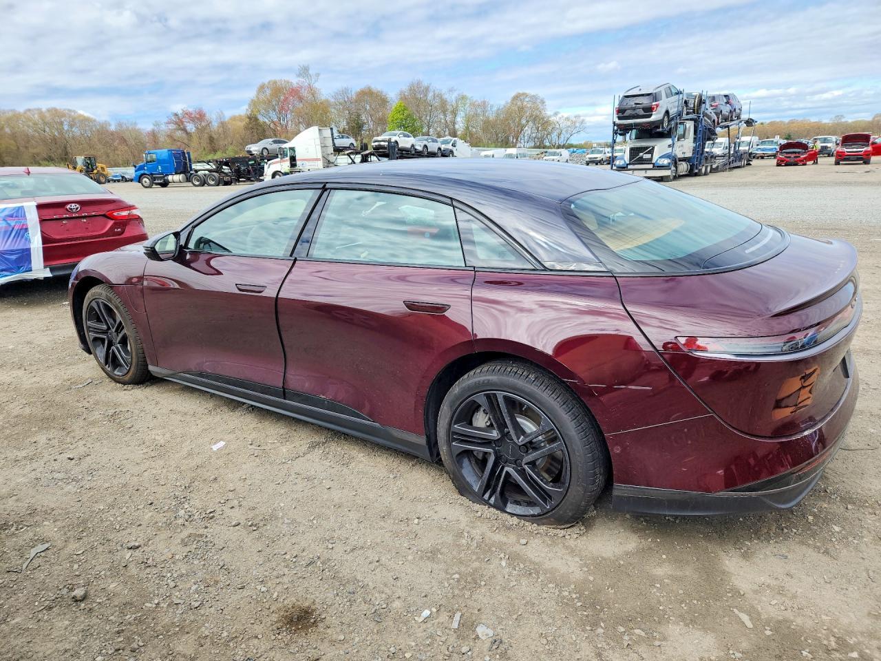 2026 Lucid Motors Air Touring - Image 2