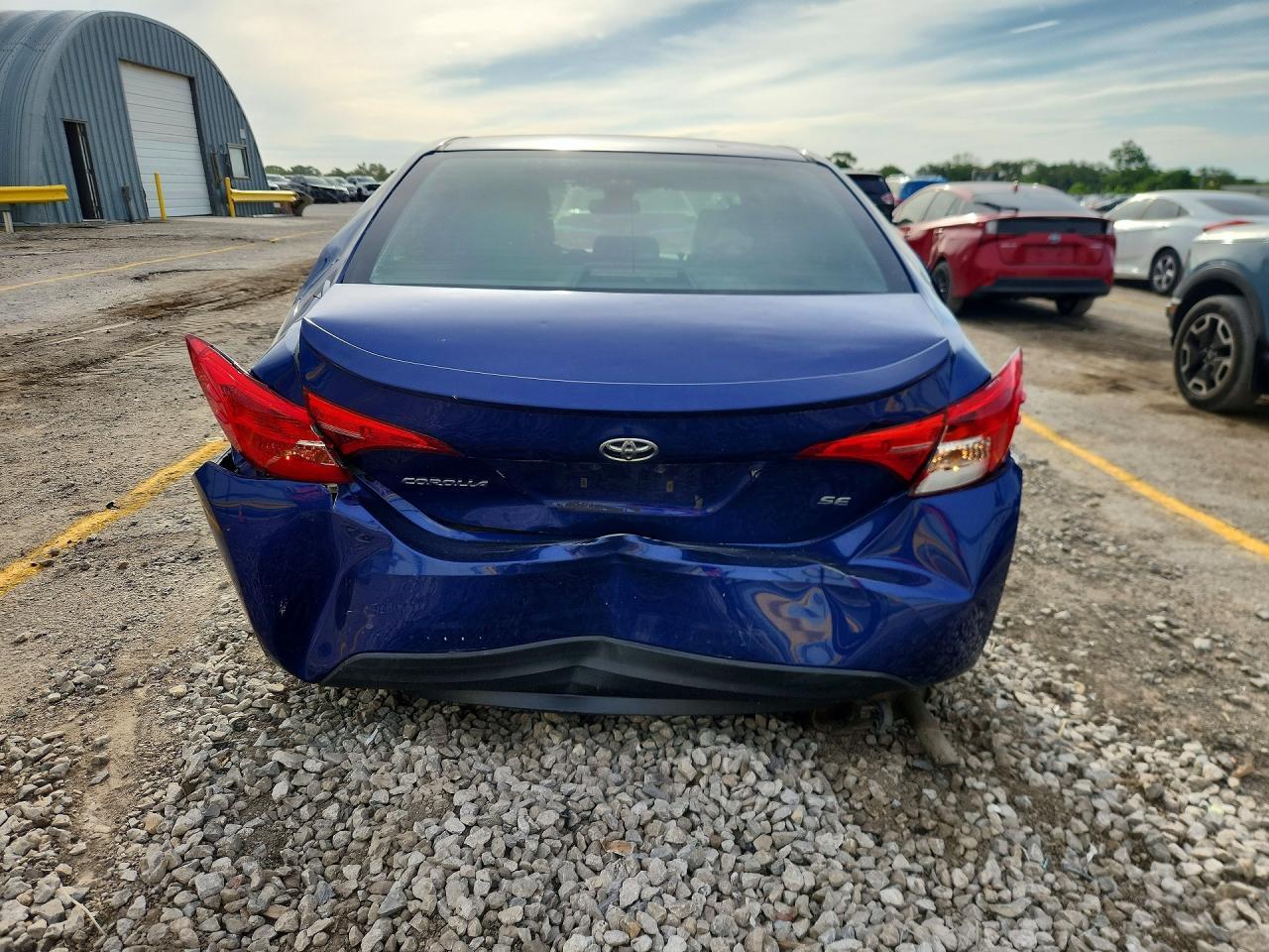 2017 Toyota Corolla Se - Фото 6
