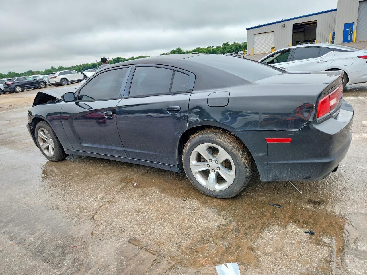 2011 Dodge Charger - Image 2