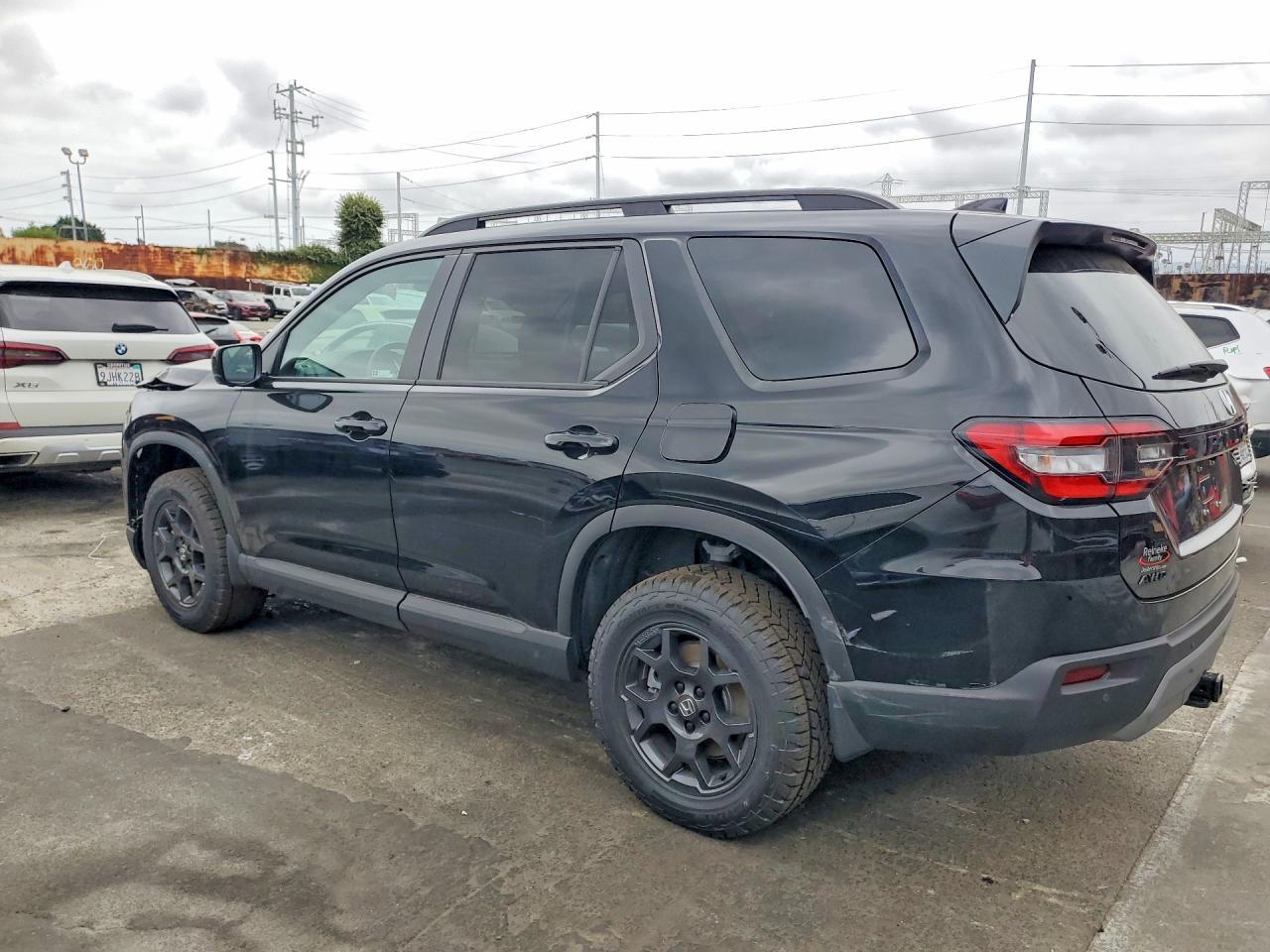 2025 Honda Pilot Trailsport - Фото 2