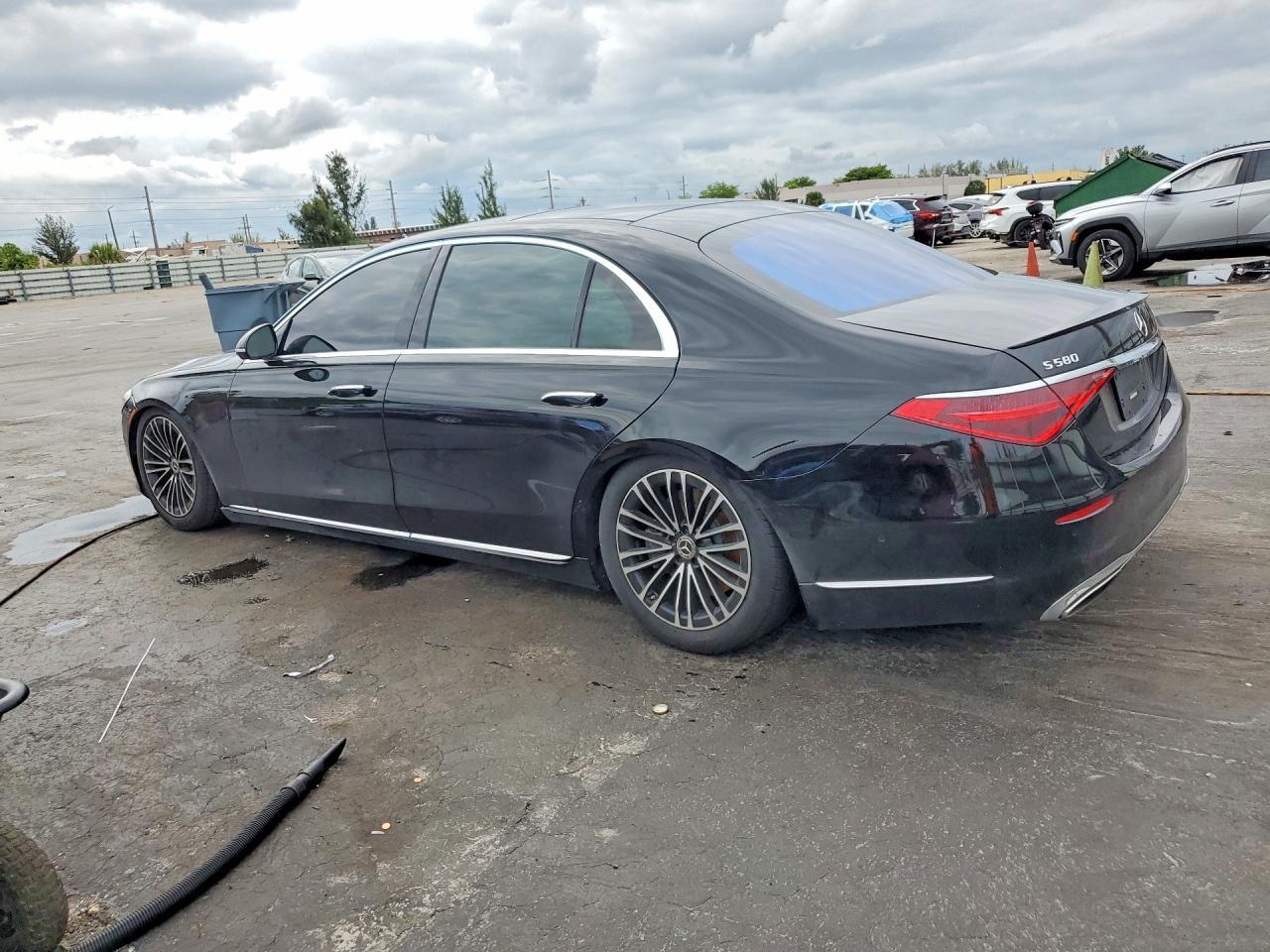 2021 Mercedes-Benz S 580 4Matic - Image 2