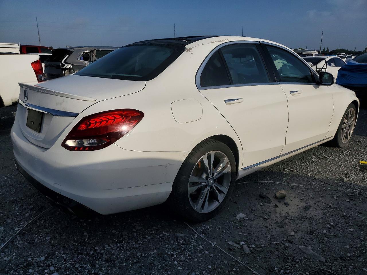 2017 Mercedes-Benz C 300 - Image 3