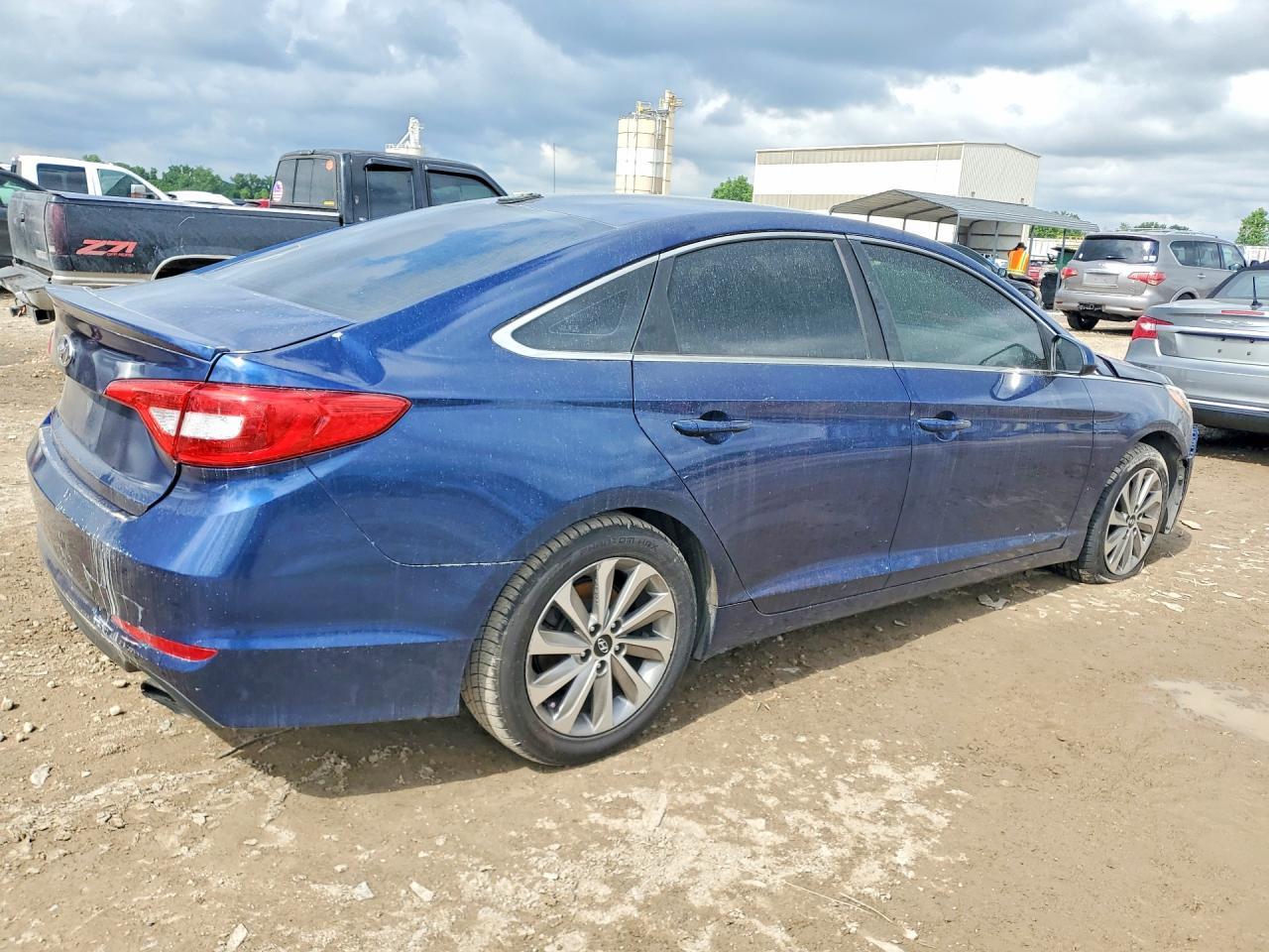 2017 Hyundai Sonata Se - Фото 3