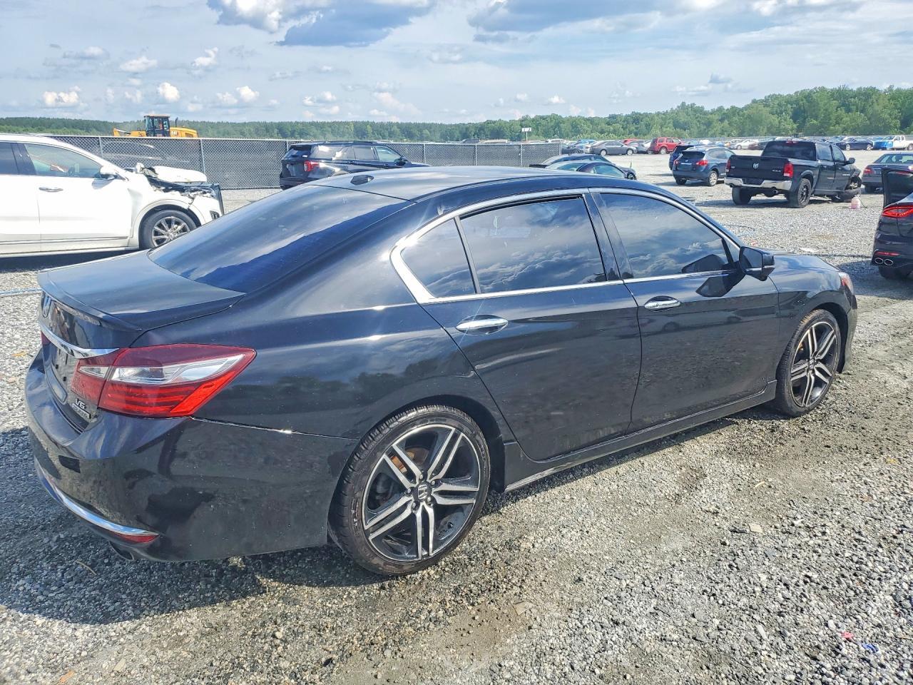 2016 Honda Accord Touring - Фото 3