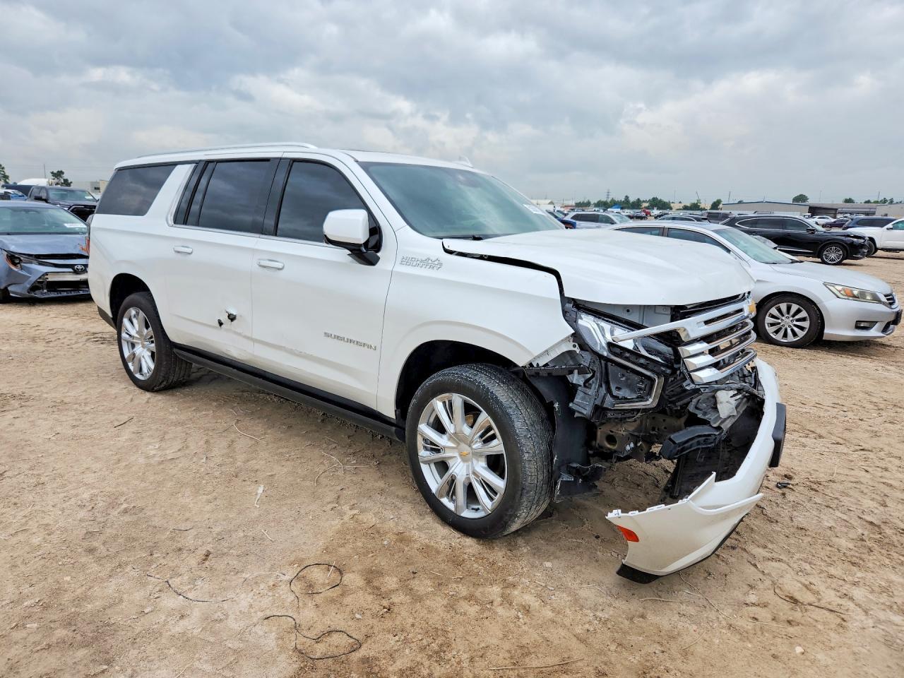 2024 Chevrolet Suburban K1500 High Country - Image 4
