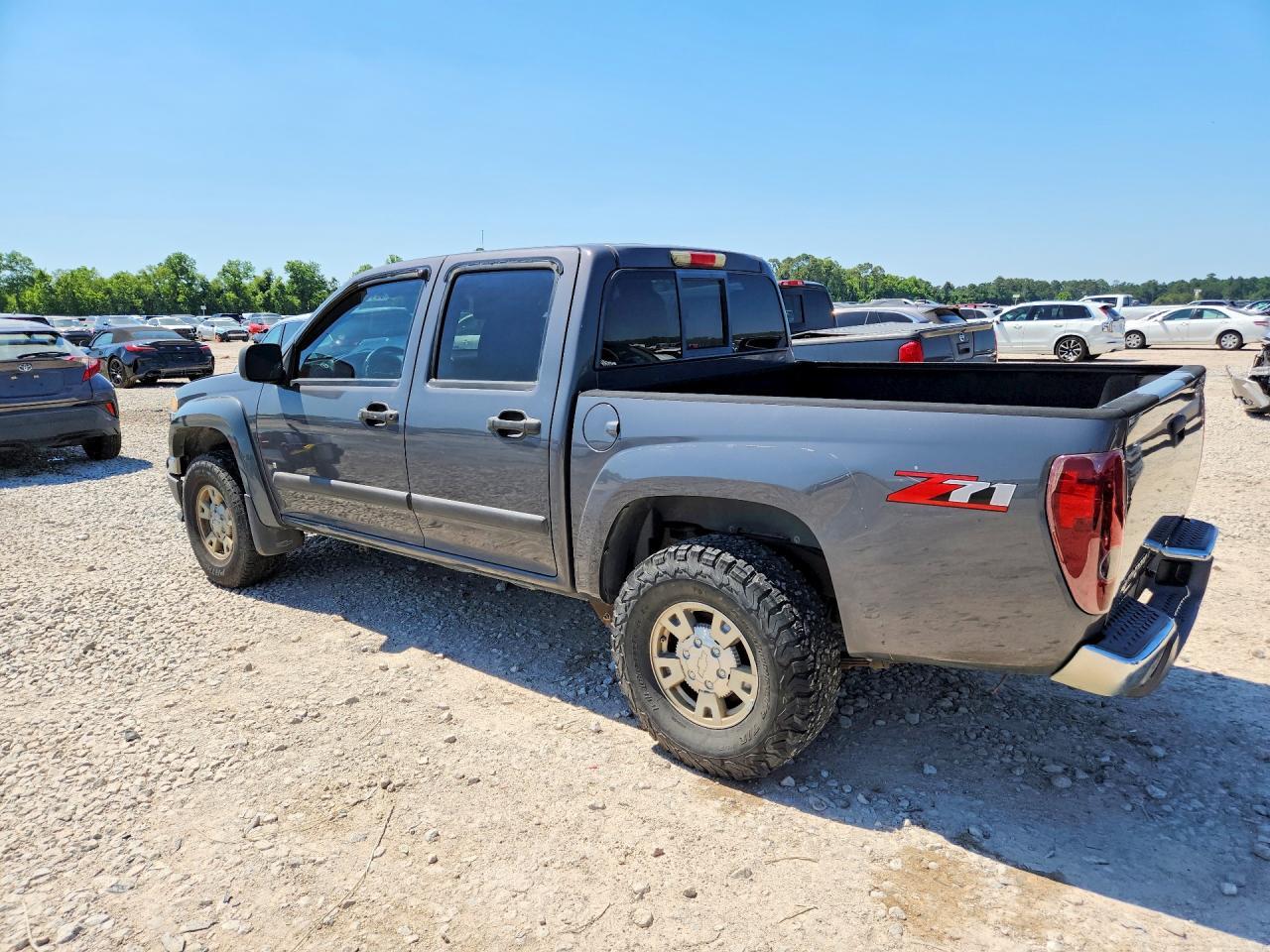 2008 Chevrolet Colorado - Image 2