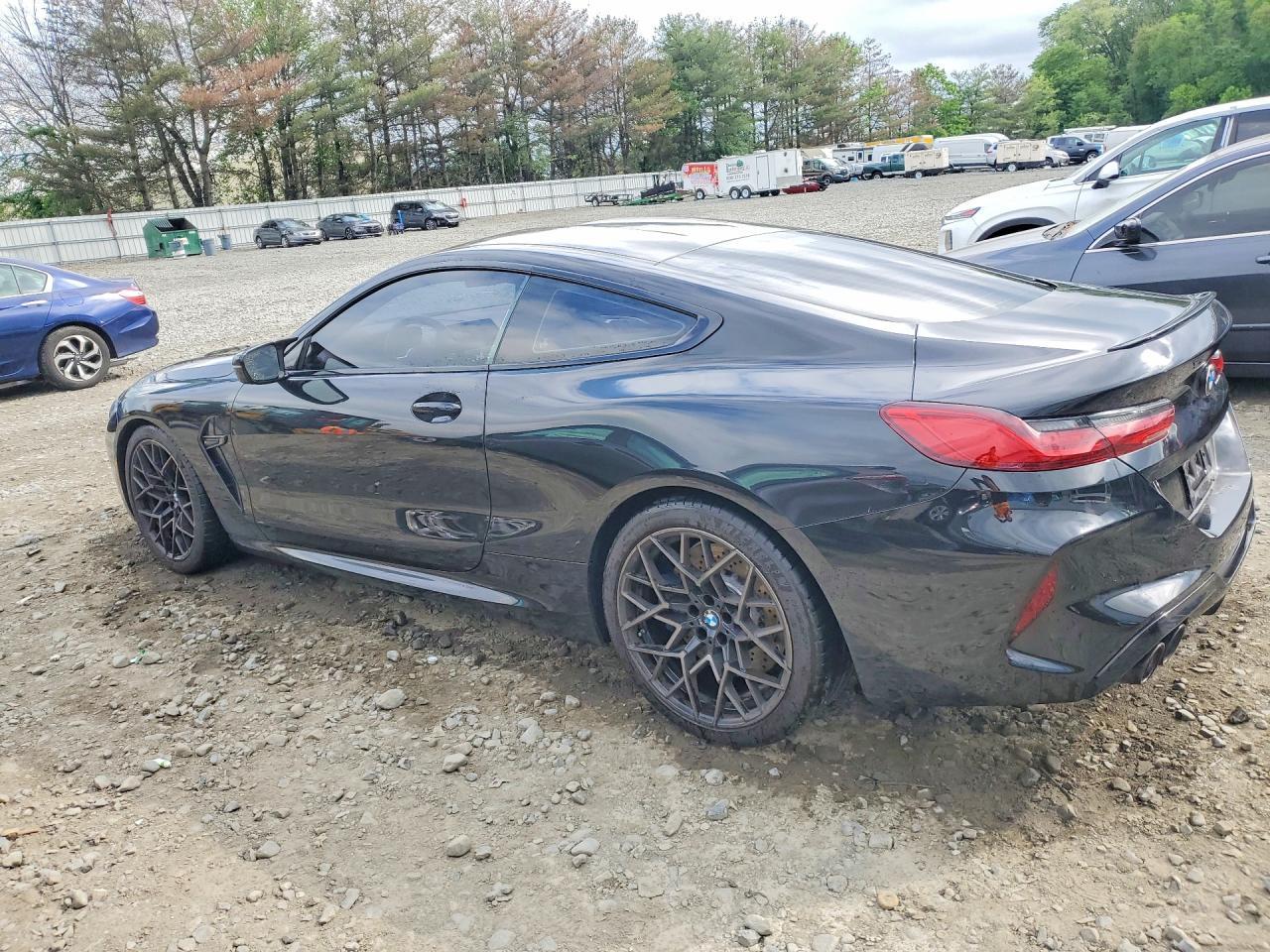 2020 BMW M8 - Фото 2