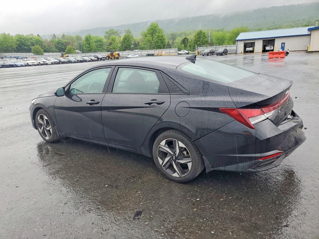2023 Hyundai Elantra Sel - Фото 2