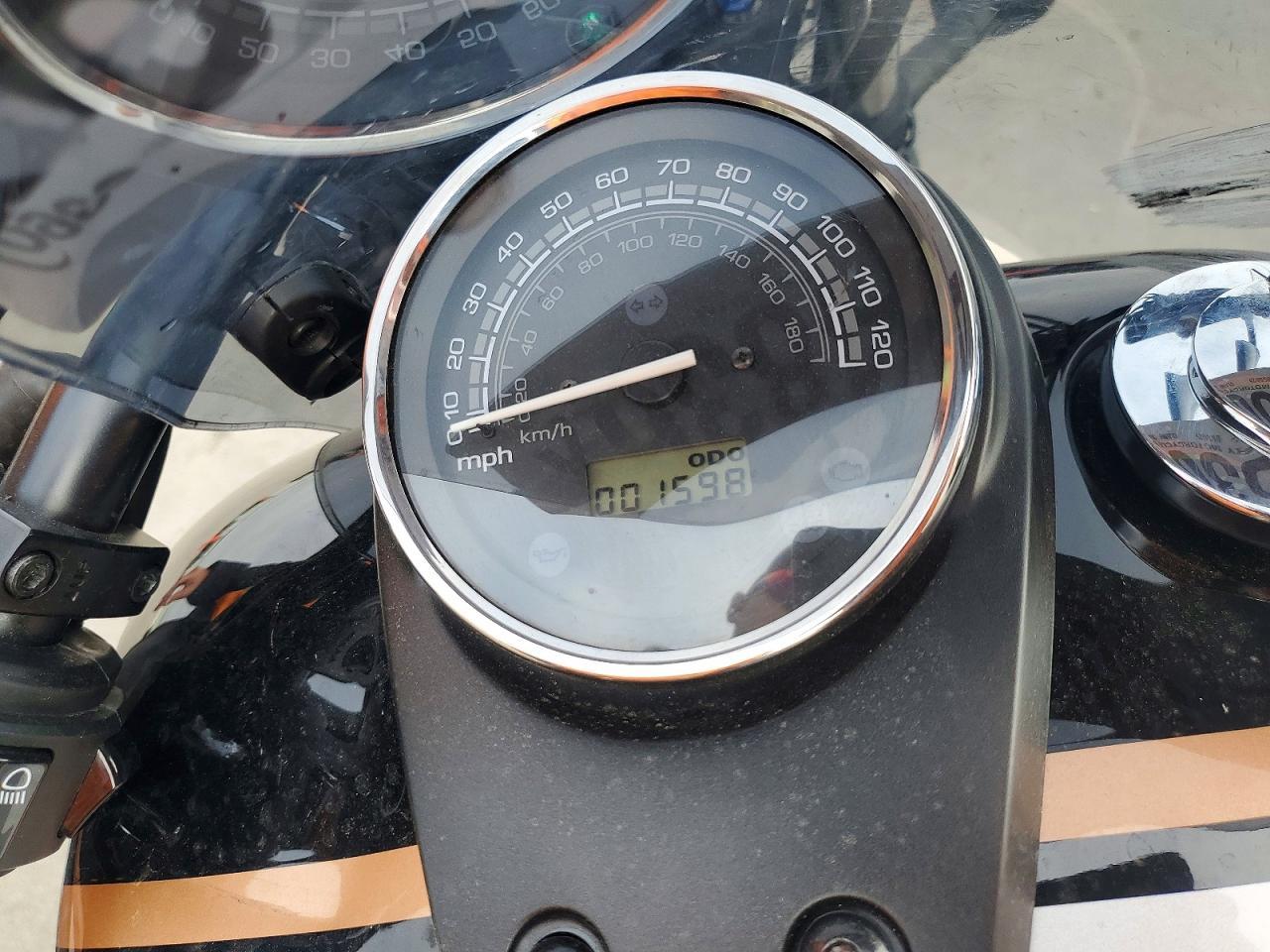 2024 Honda Vt750 C2B - Фото 7