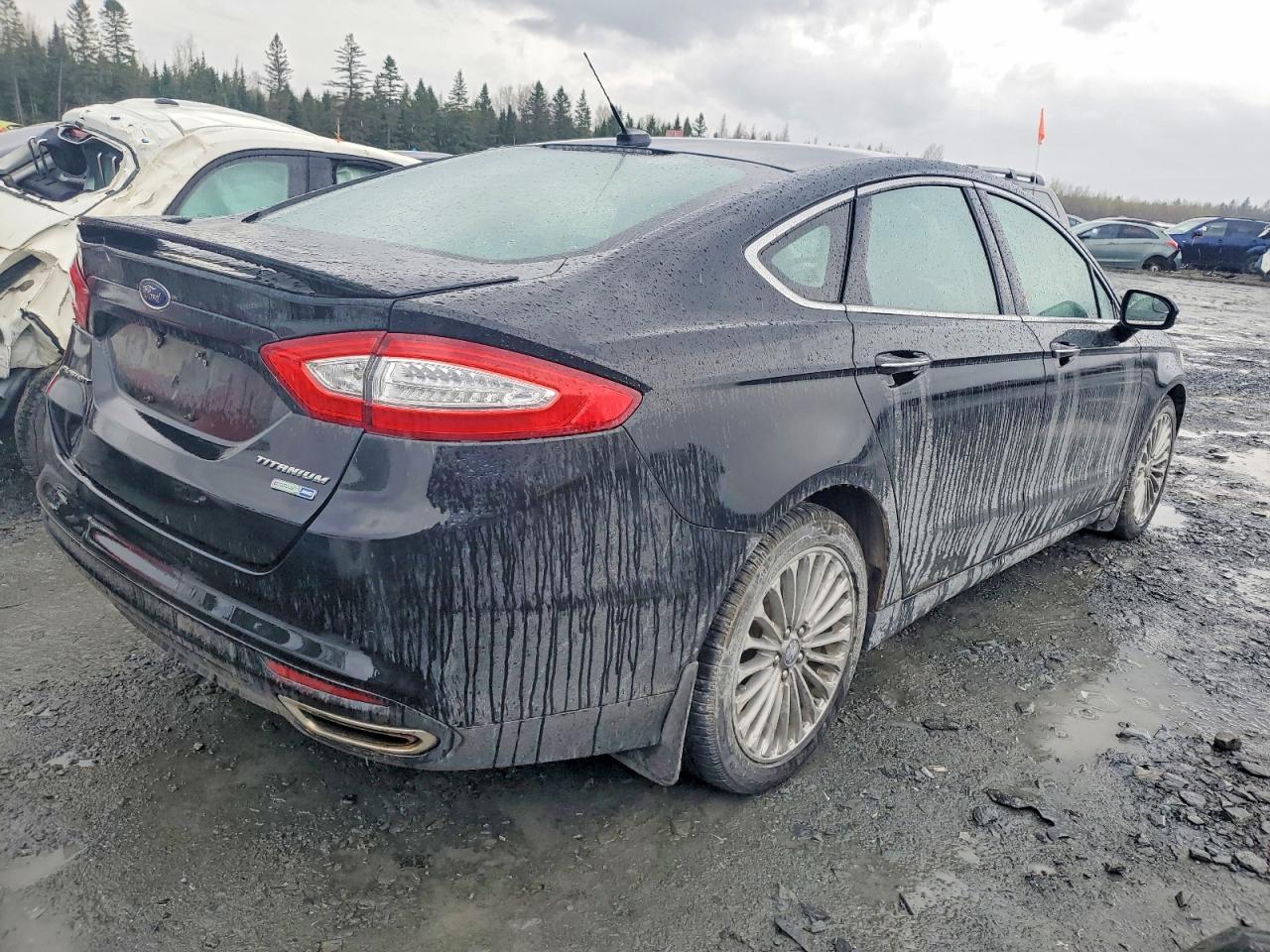 2016 Ford Fusion Titanium - Фото 3